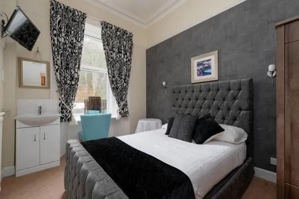 Bed in Kilchrenan House
