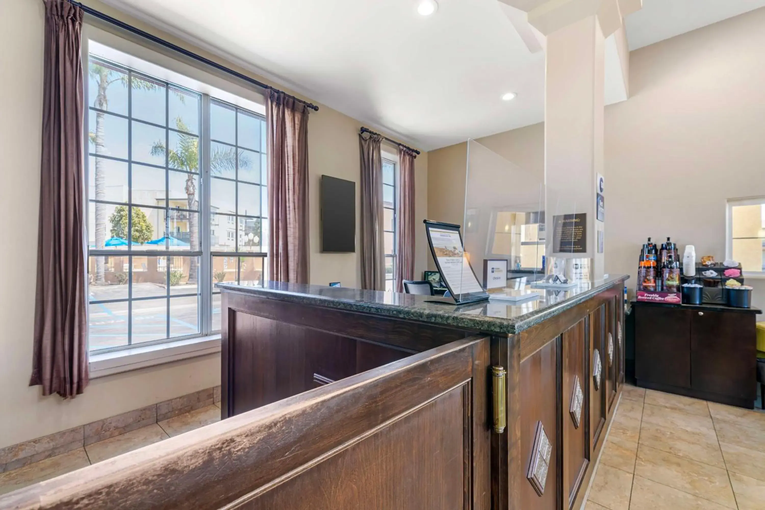Lobby or reception in Best Western Oxnard Inn Lobby or reception in Best Western Oxnard Inn