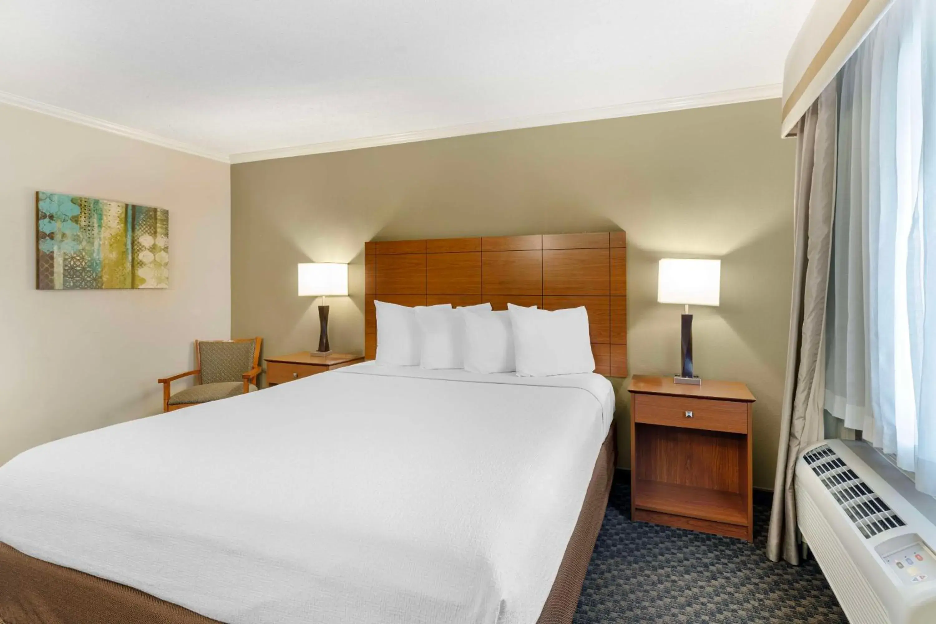 Executive King Room - Non-Smoking in Best Western Oxnard Inn Executive King Room - Non-Smoking in Best Western Oxnard Inn