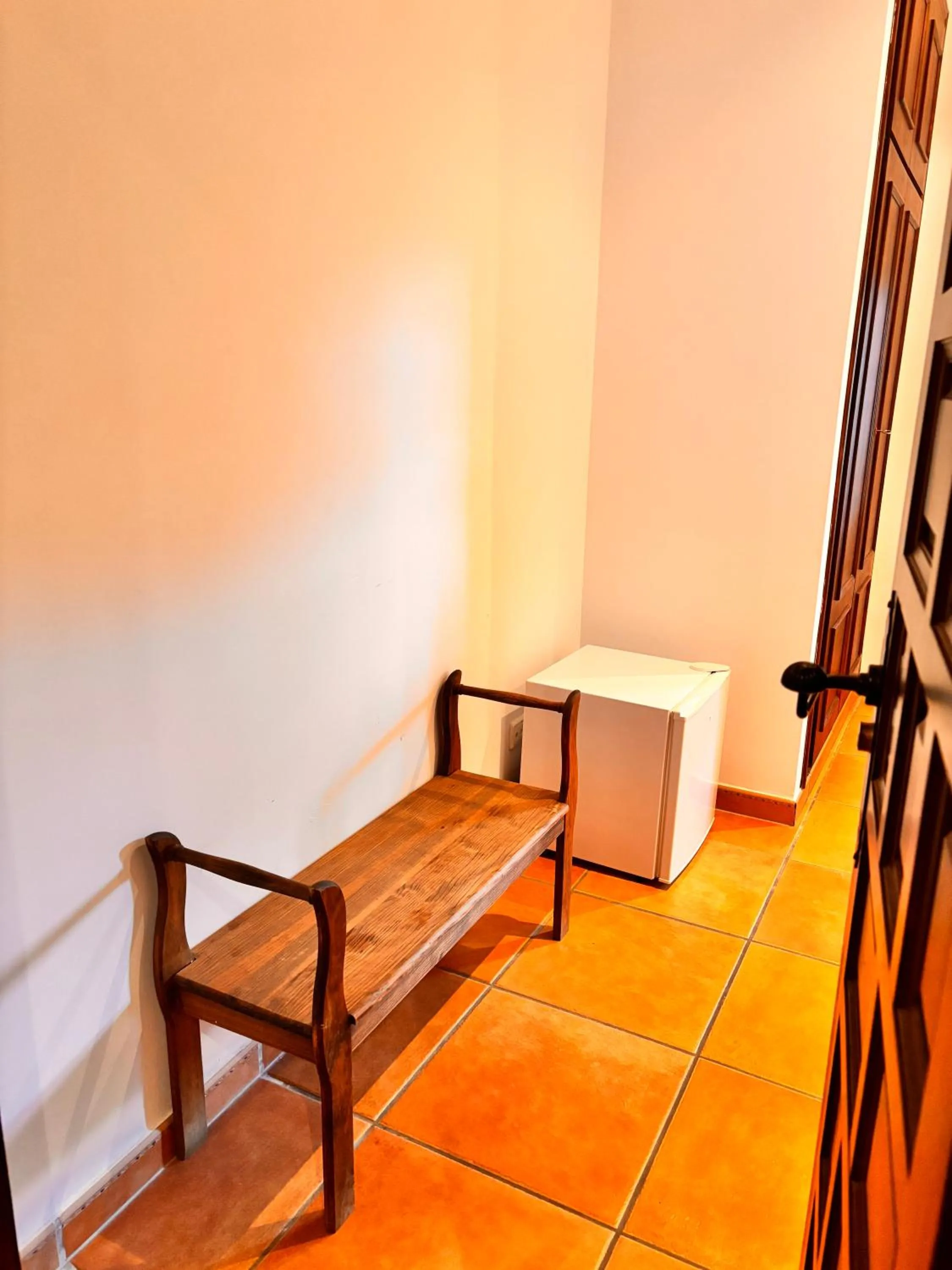 furniture in CASA RURAL Cigarral del Pintor
