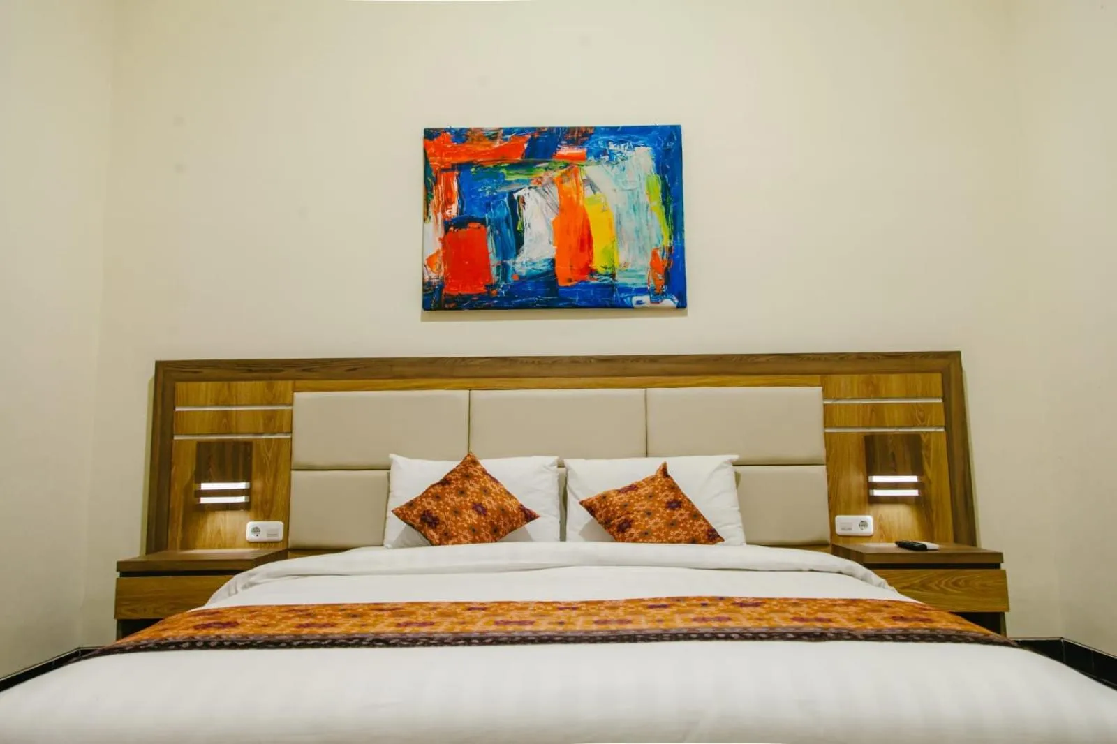 Bed in Musafir Guest House Syariah