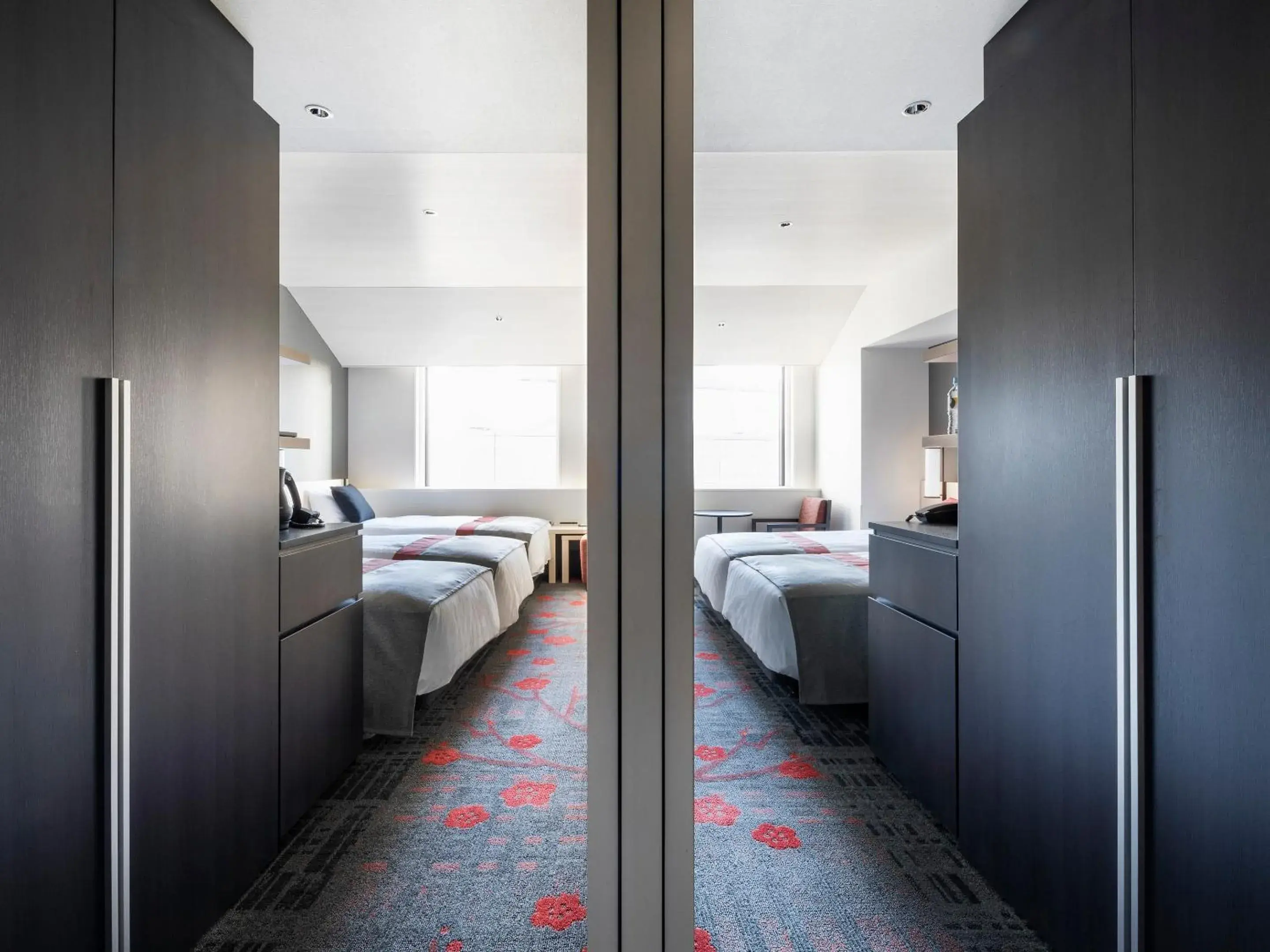 Connecting Rooms in Hotel Hankyu RESPIRE OSAKA Connecting Rooms in Hotel Hankyu RESPIRE OSAKA