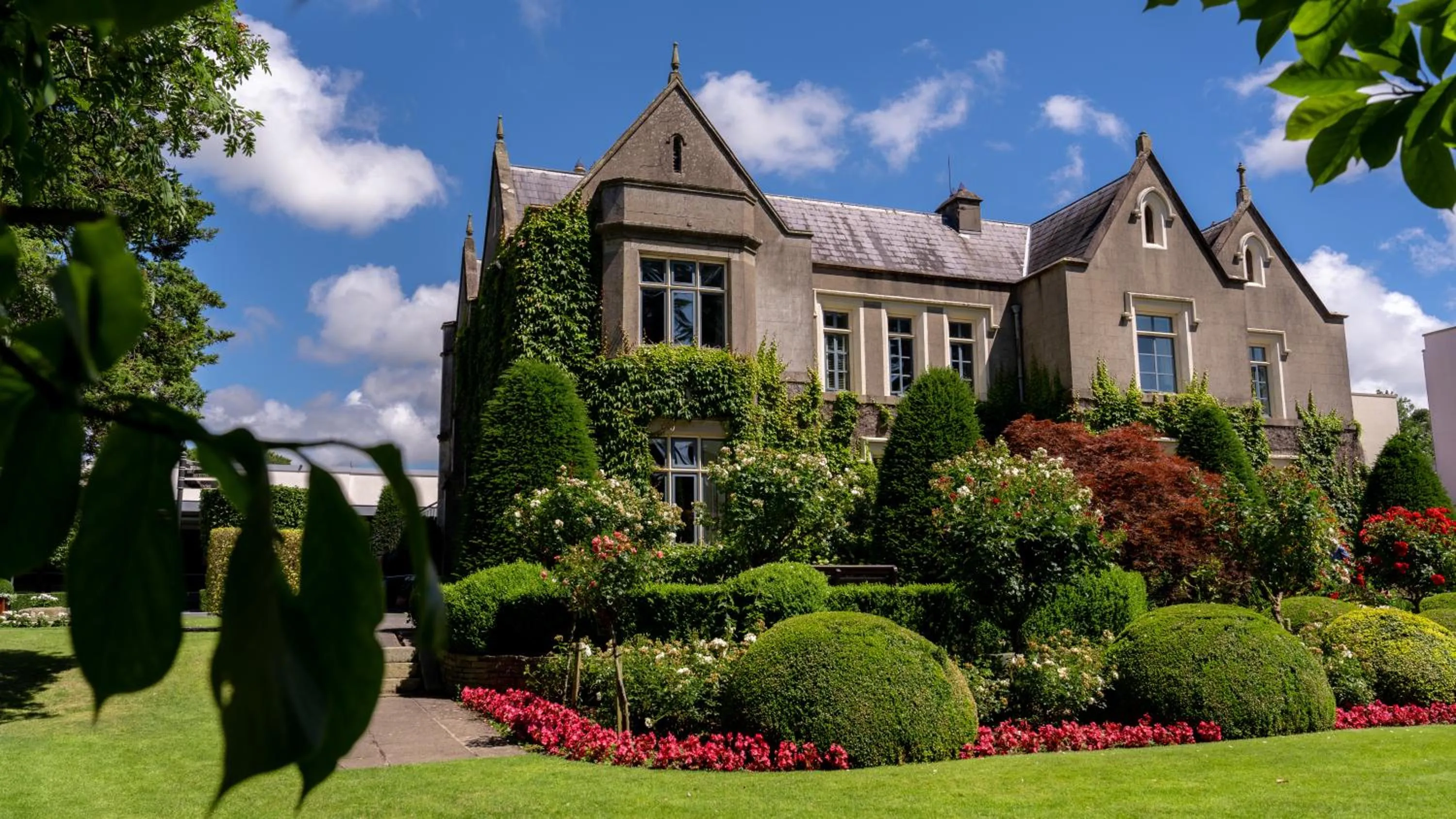 Day in Ballymascanlon Hotel and Golf Resort