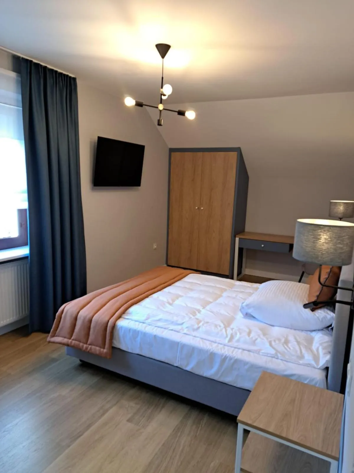 Bed in Pokoje De Luxe Figaro