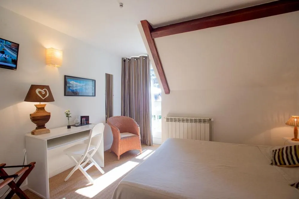 Bed in Garden & City Bagnères-de-Bigorre - Domaine de Ramonjuan