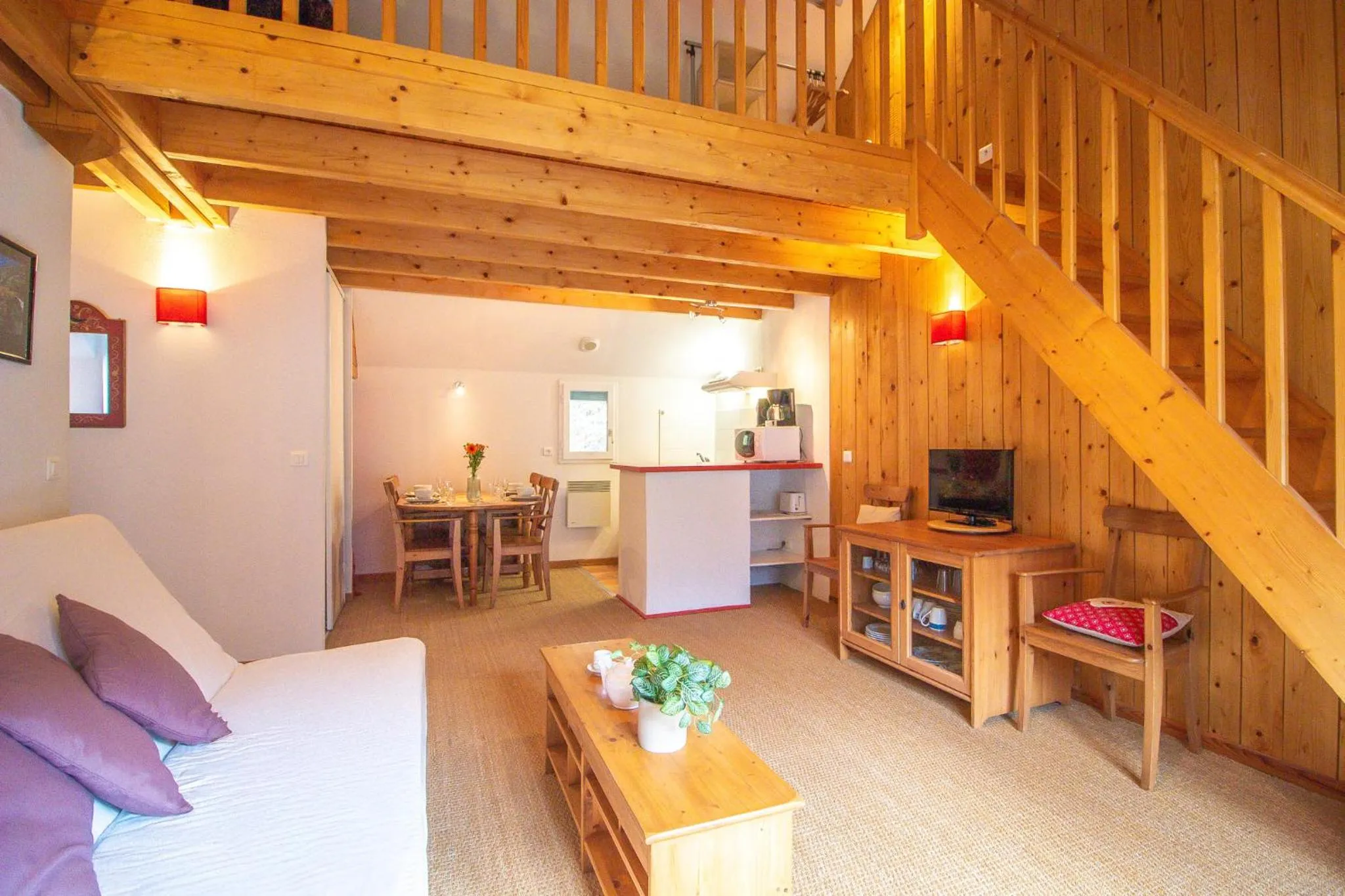 Kitchen or kitchenette in Garden & City Bagnères-de-Bigorre - Domaine de Ramonjuan