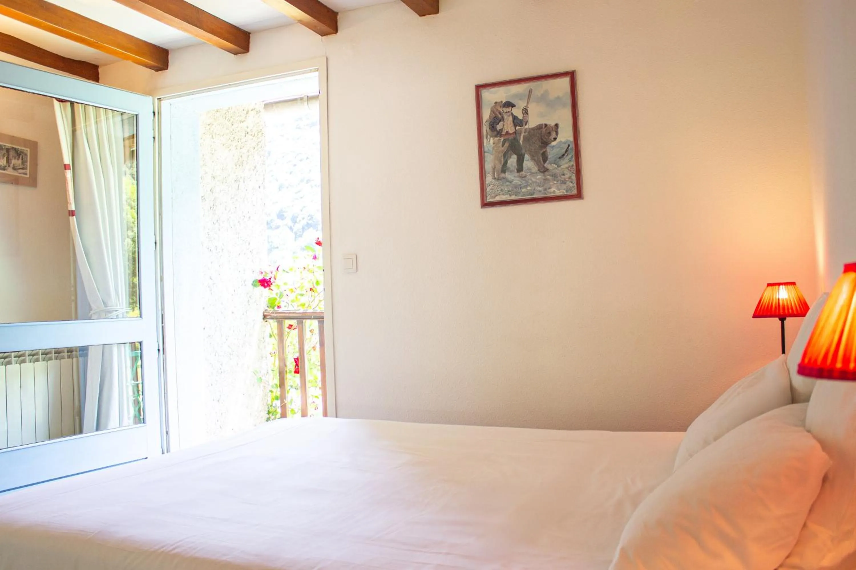 Bed in Garden & City Bagnères-de-Bigorre - Domaine de Ramonjuan