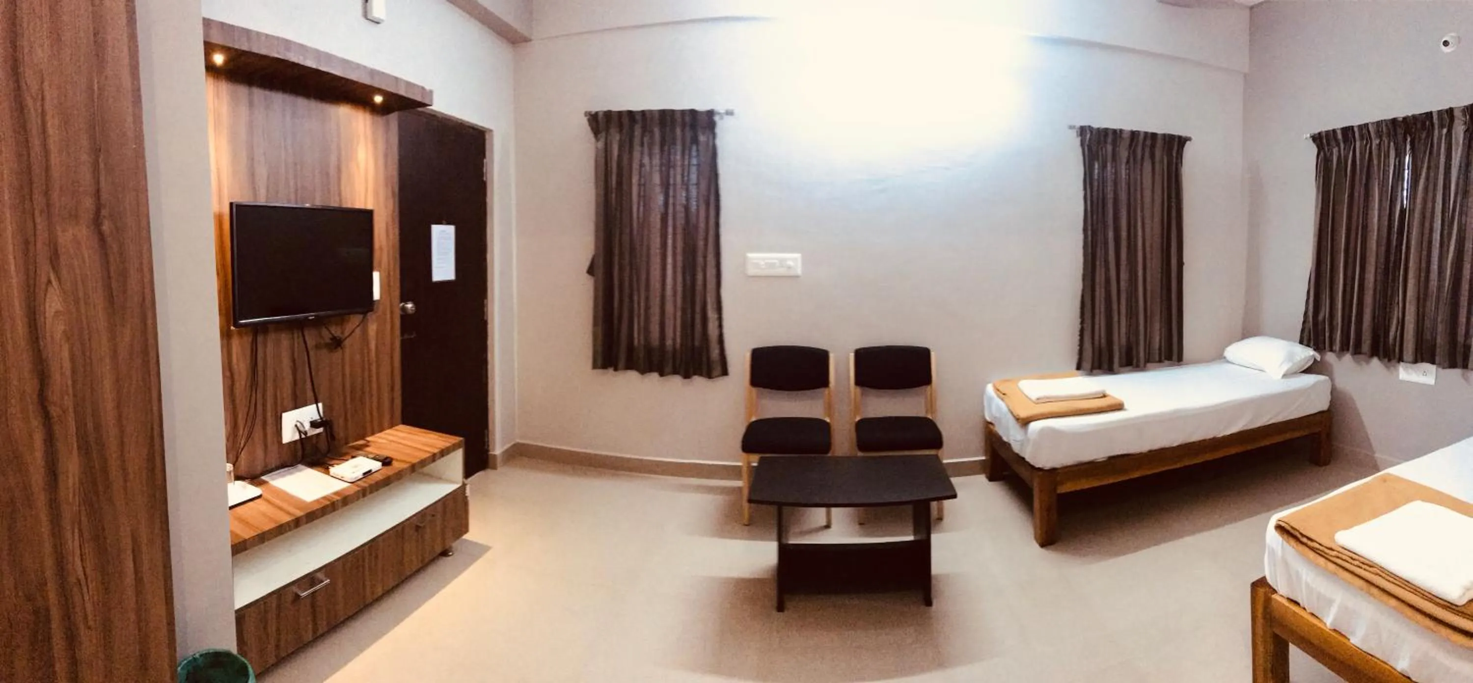 Bed in Sharada Residency