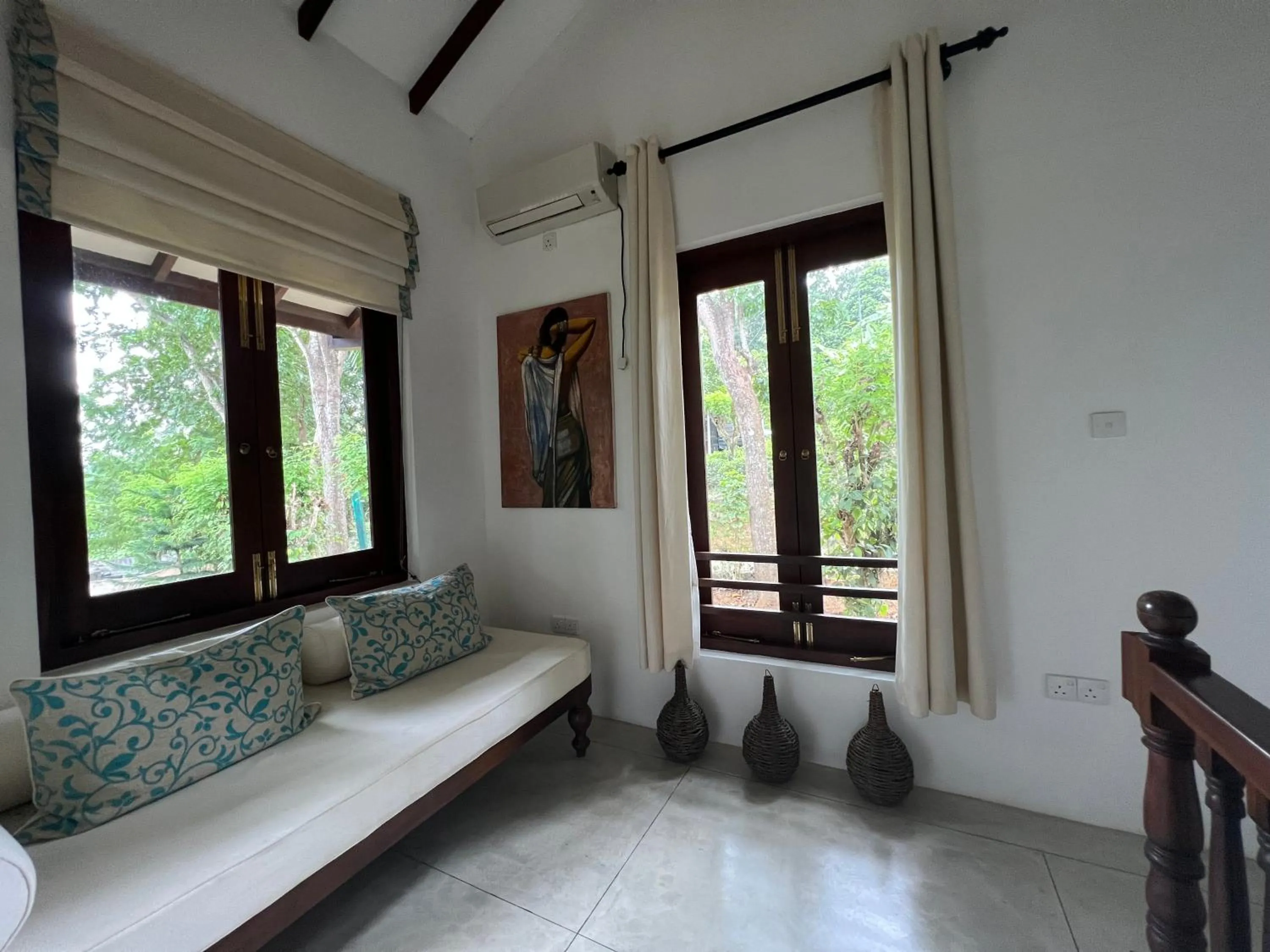 Seating area, Bed in Rosyth Estate House
