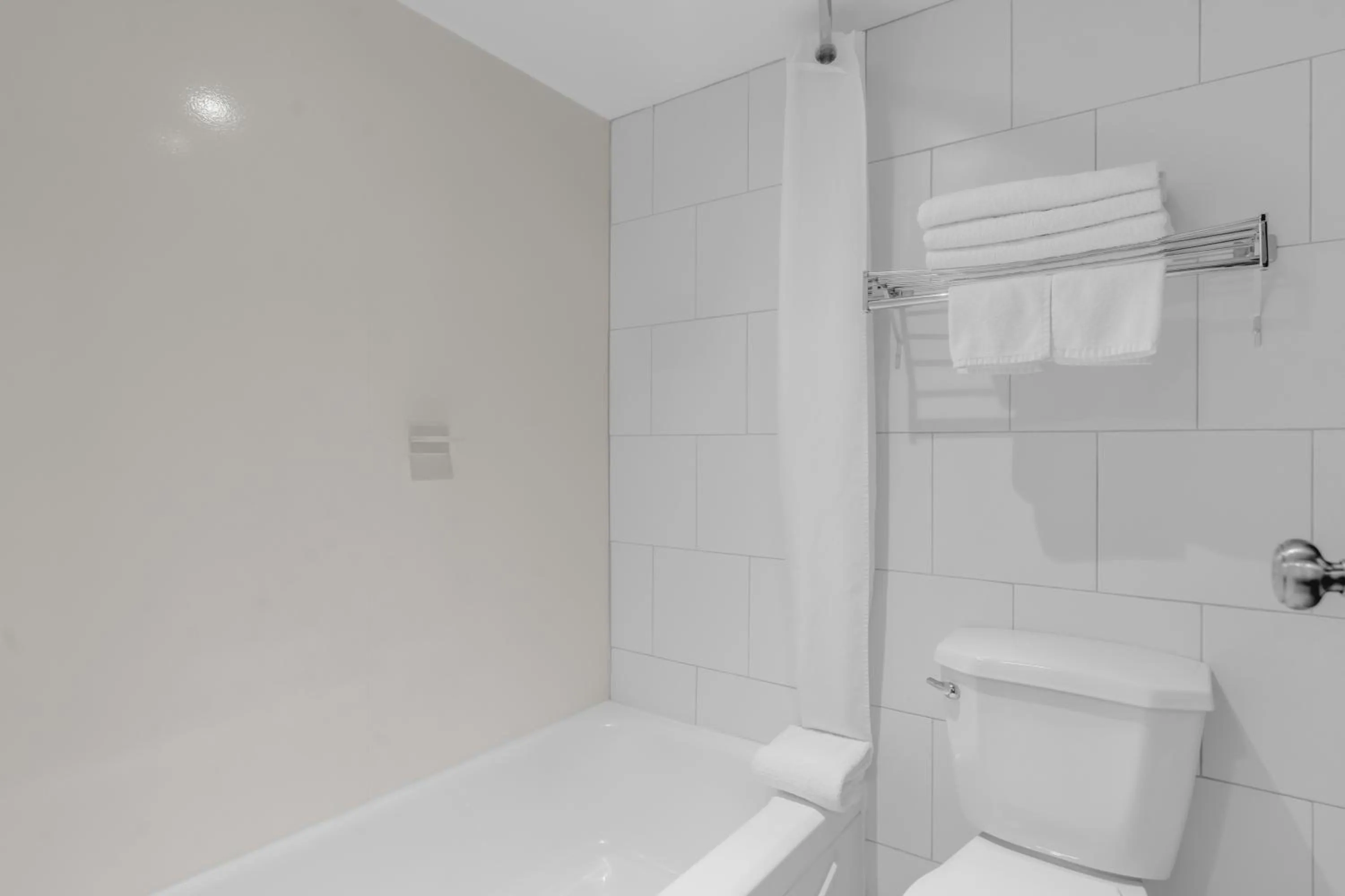 Seven Oaks Hotel Regina