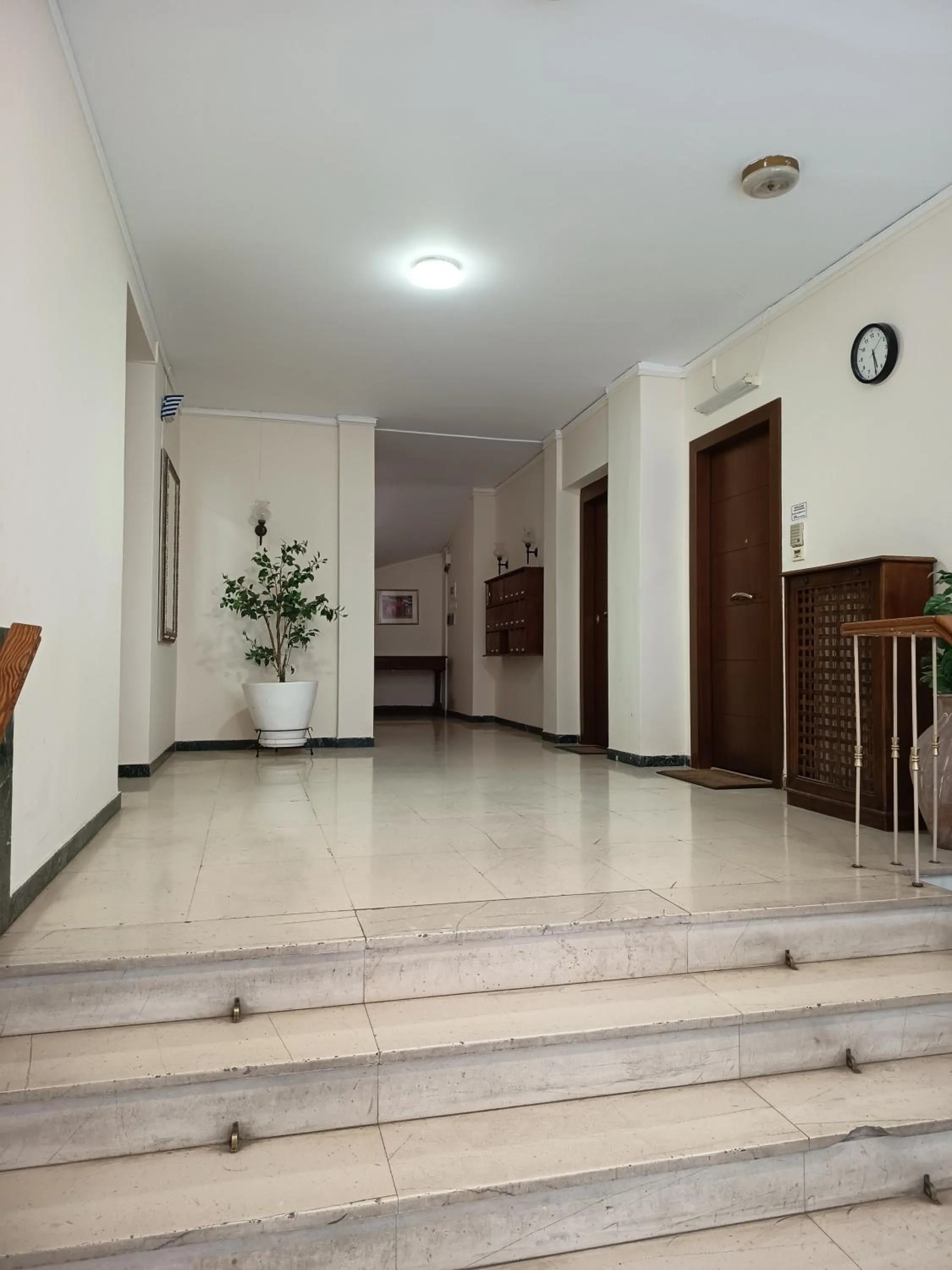 Luxurious Spacious Apt next to Hilton Hotel