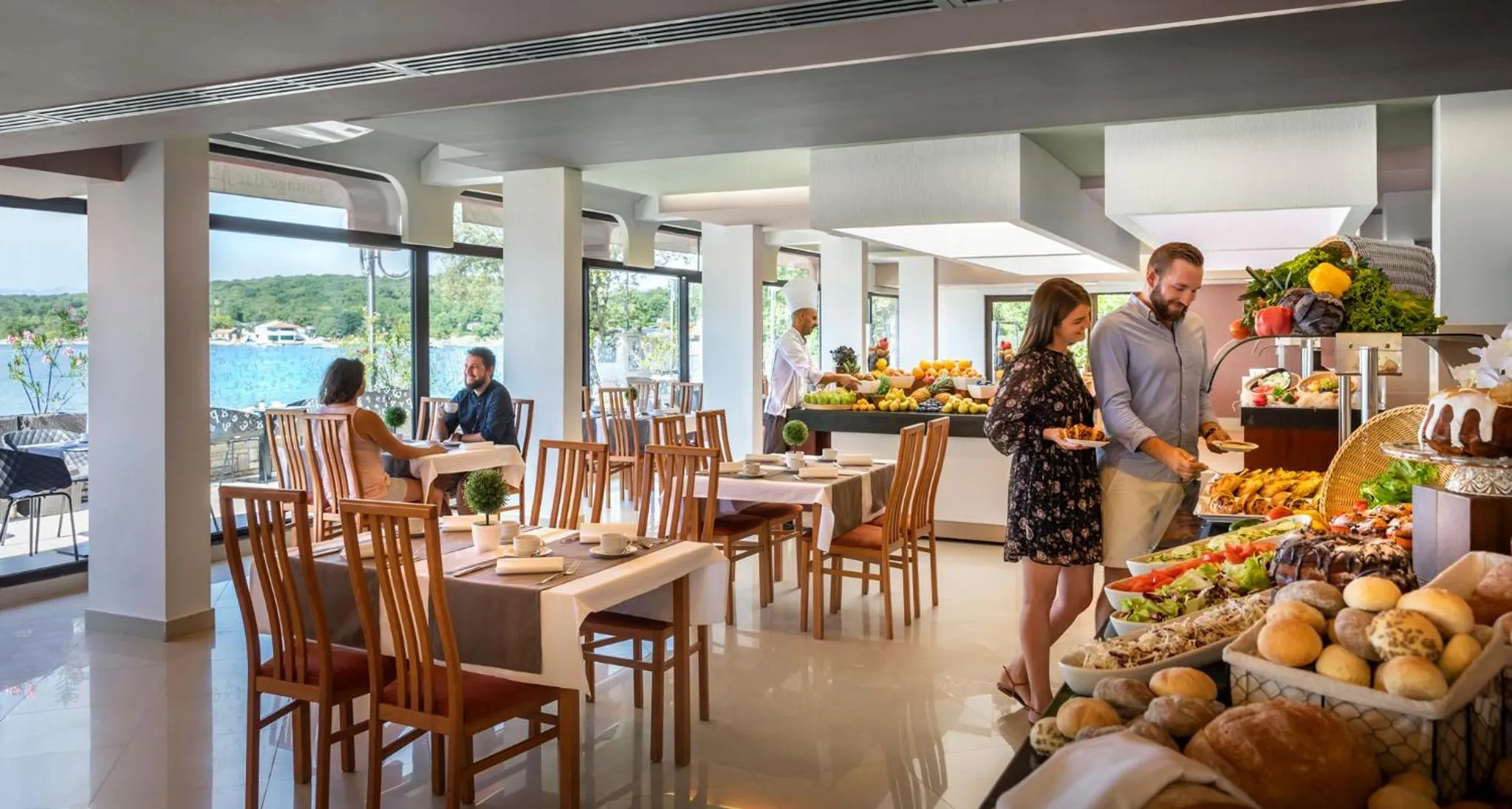 Restaurant/places to eat in Veya Maradiso Hotel by Aminess