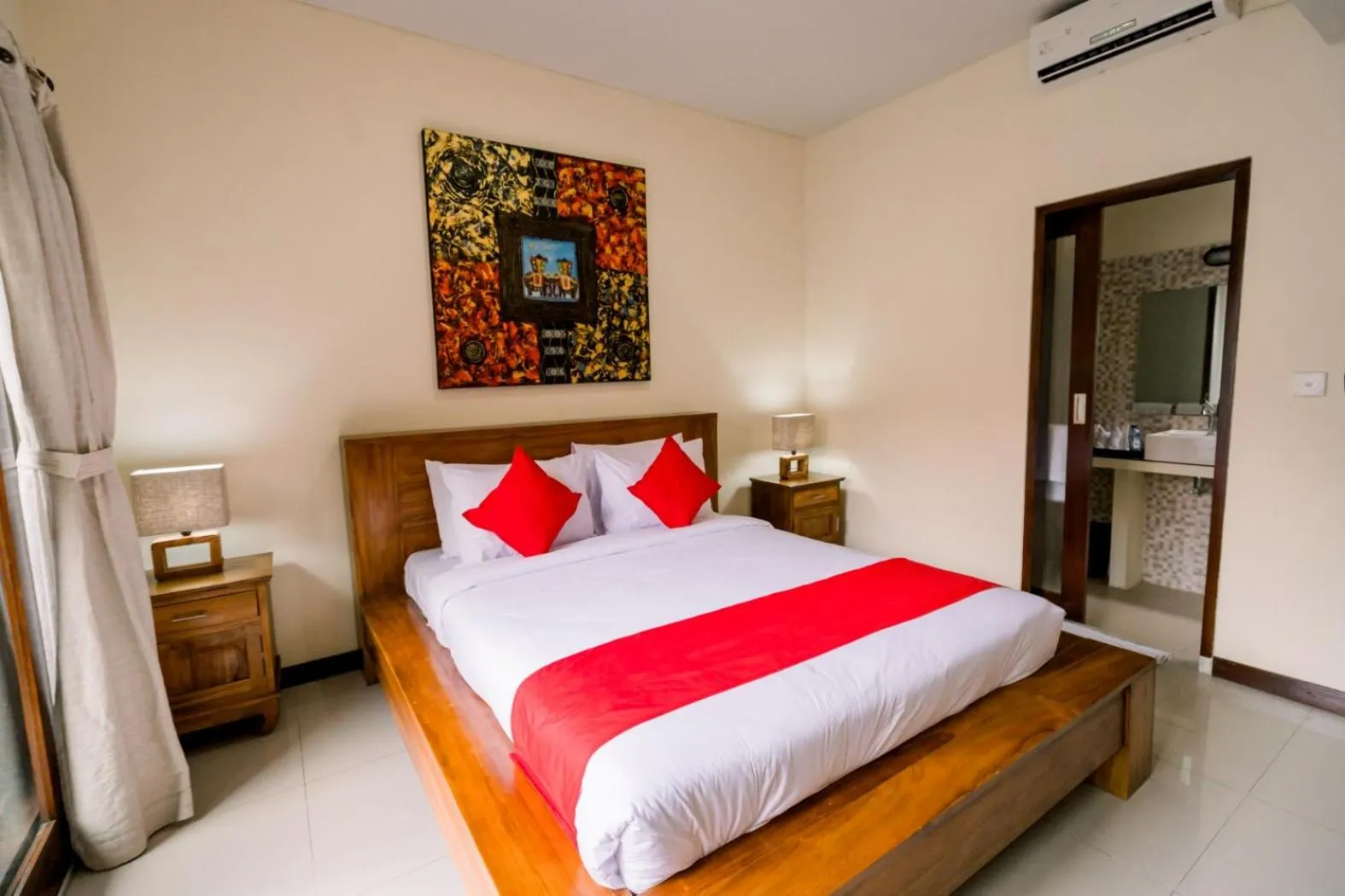 Bed in Taman Bali Villas Dewi Sri