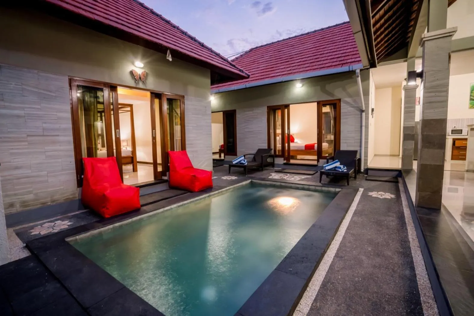 Swimming pool in Taman Bali Villas Dewi Sri