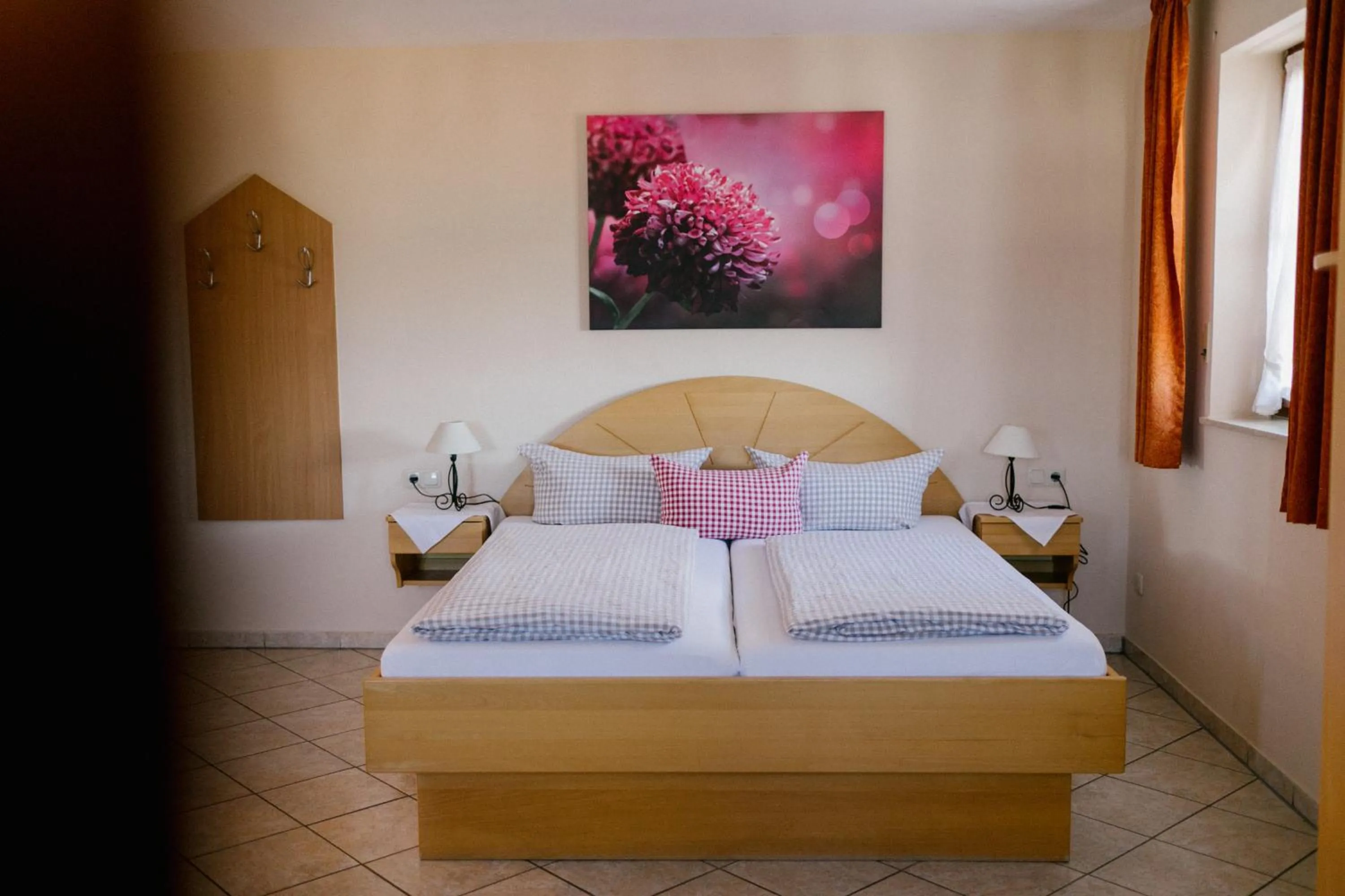 Bedroom, Bed in Hotel Vogtareuther-Hof