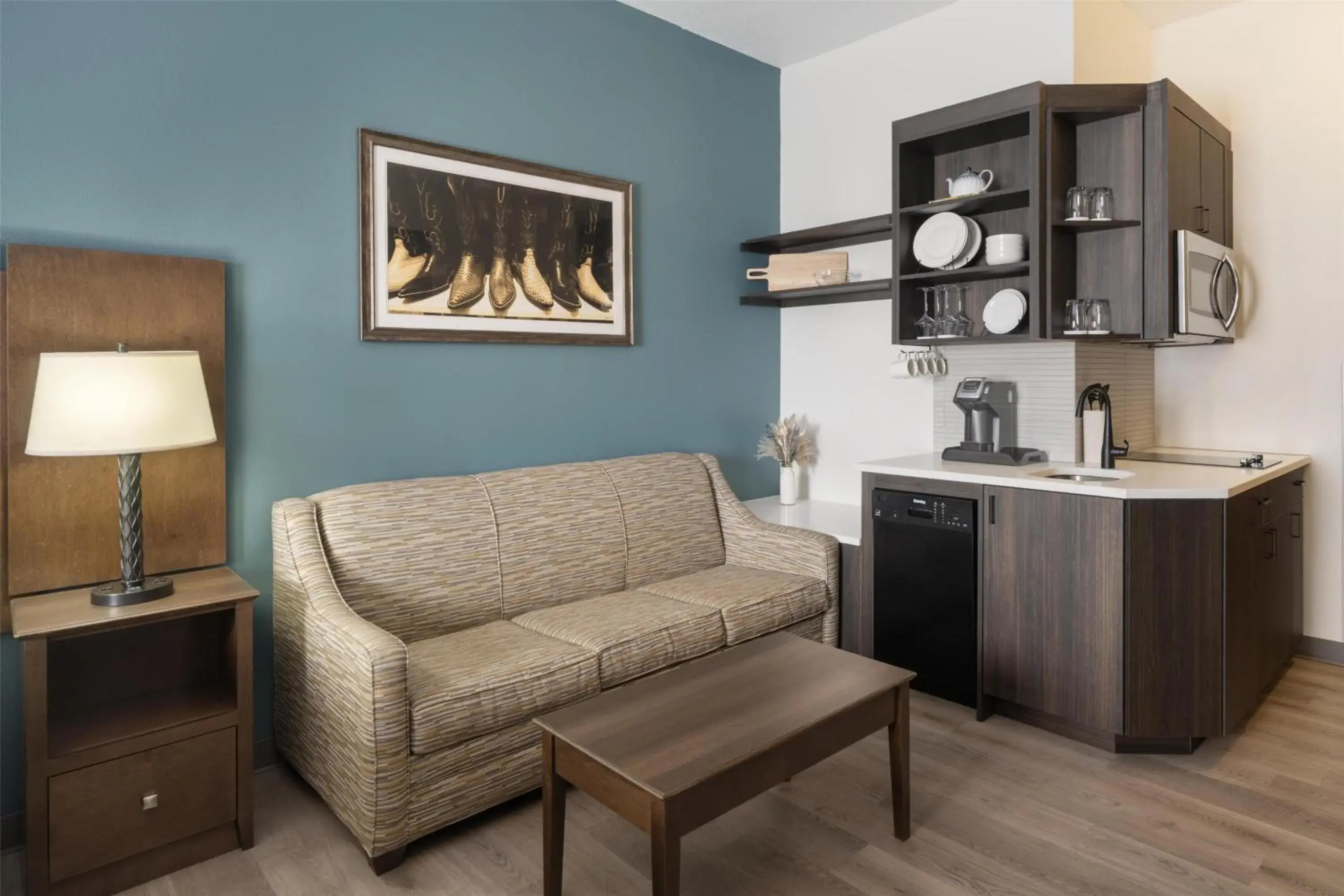 Bedroom in Best Western Plus Frontier Inn Bedroom in Best Western Plus Frontier Inn