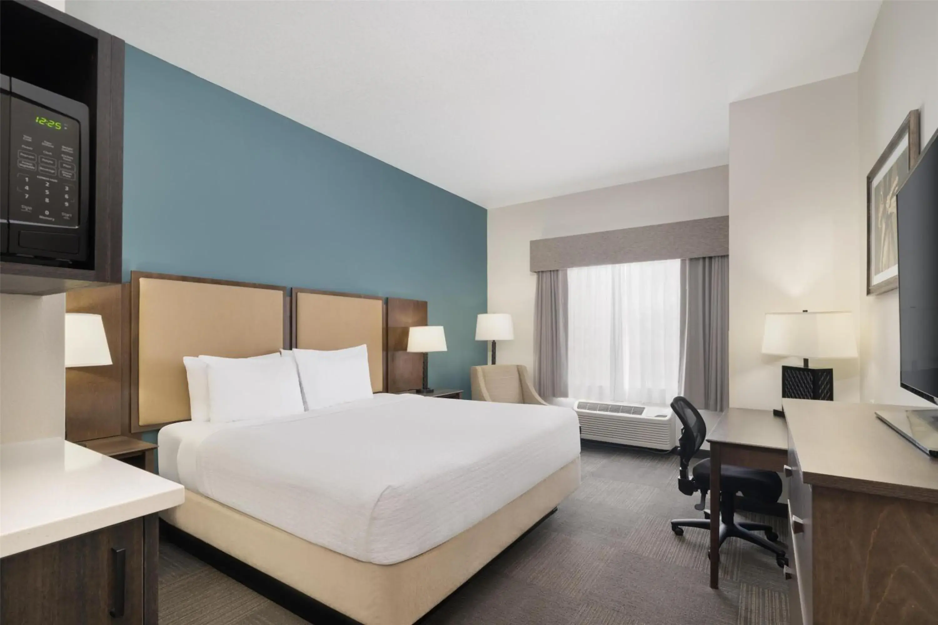 Bedroom, Bed in Best Western Plus Frontier Inn Bedroom, Bed in Best Western Plus Frontier Inn