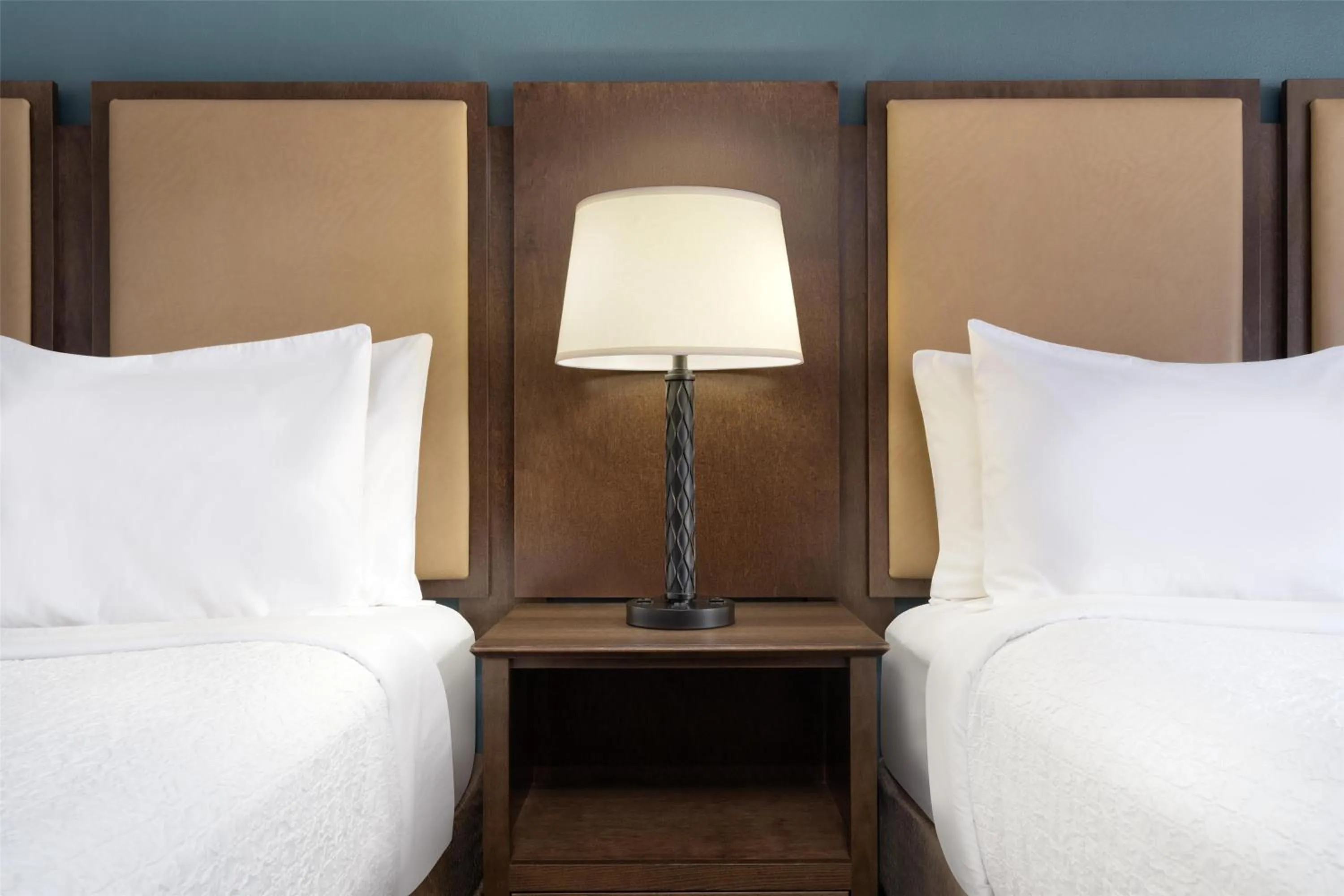 Bedroom, Bed in Best Western Plus Frontier Inn