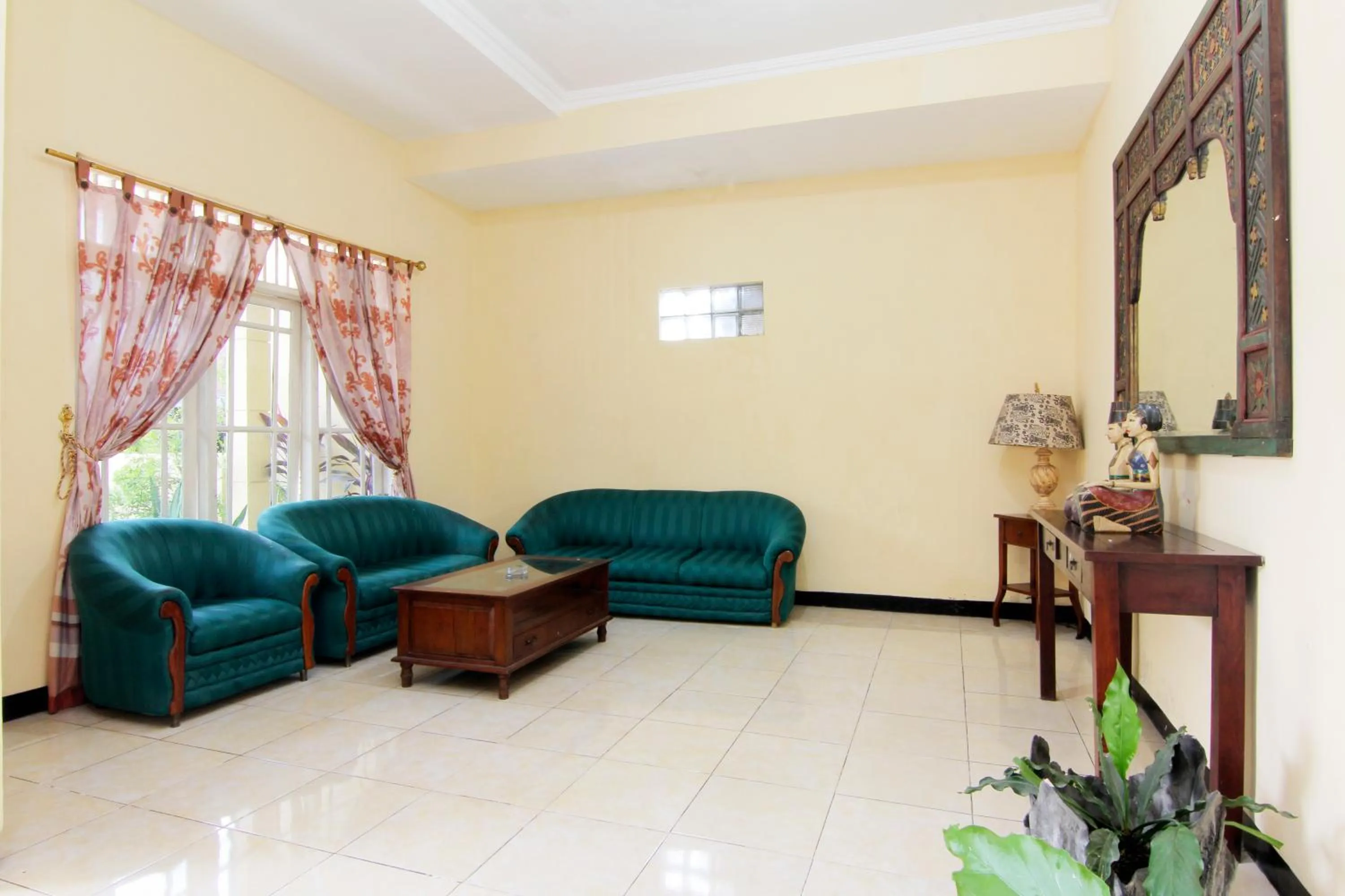 Area and facilities in JJ House Gejayan