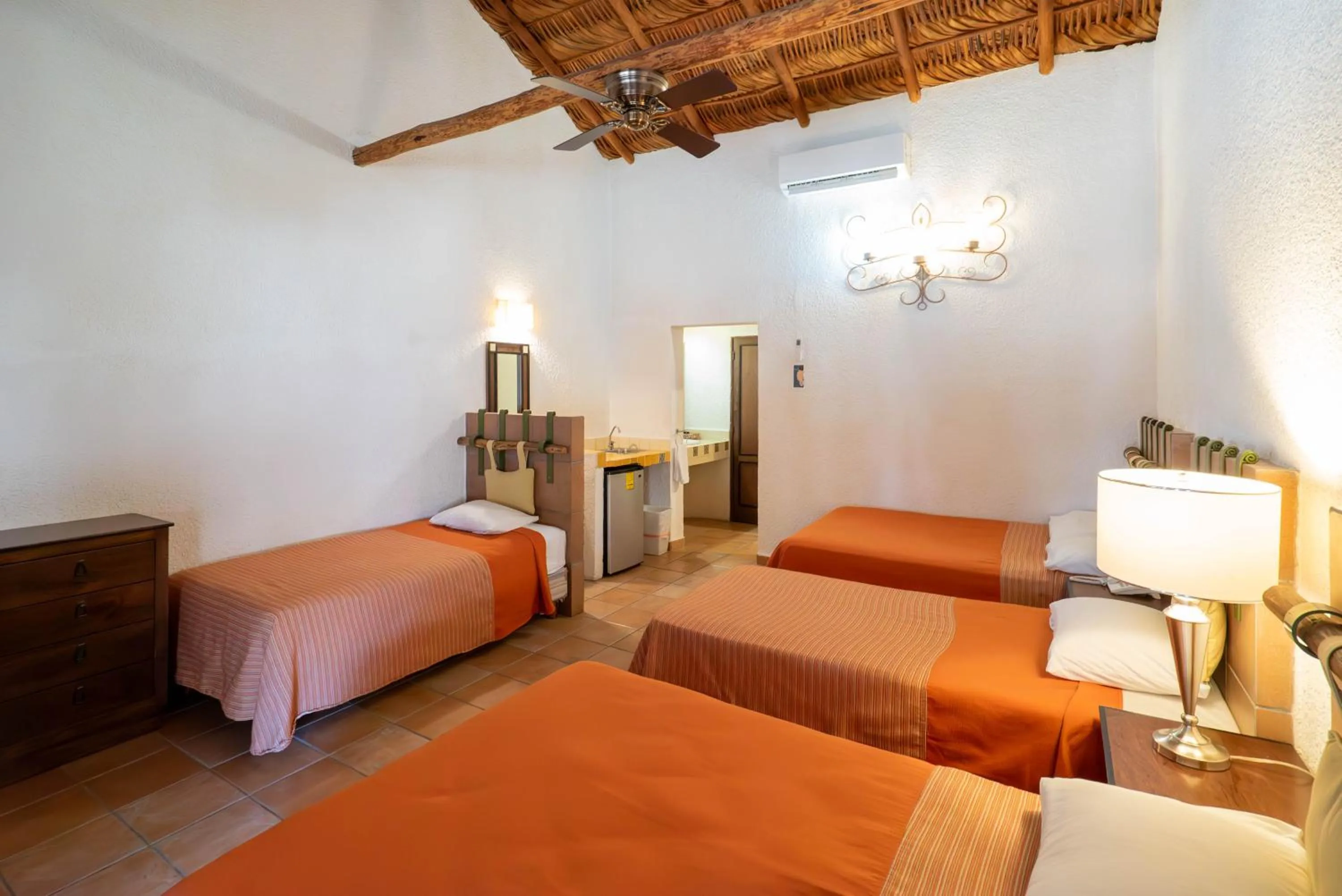 Bed in Hotel Palmas De Cortez