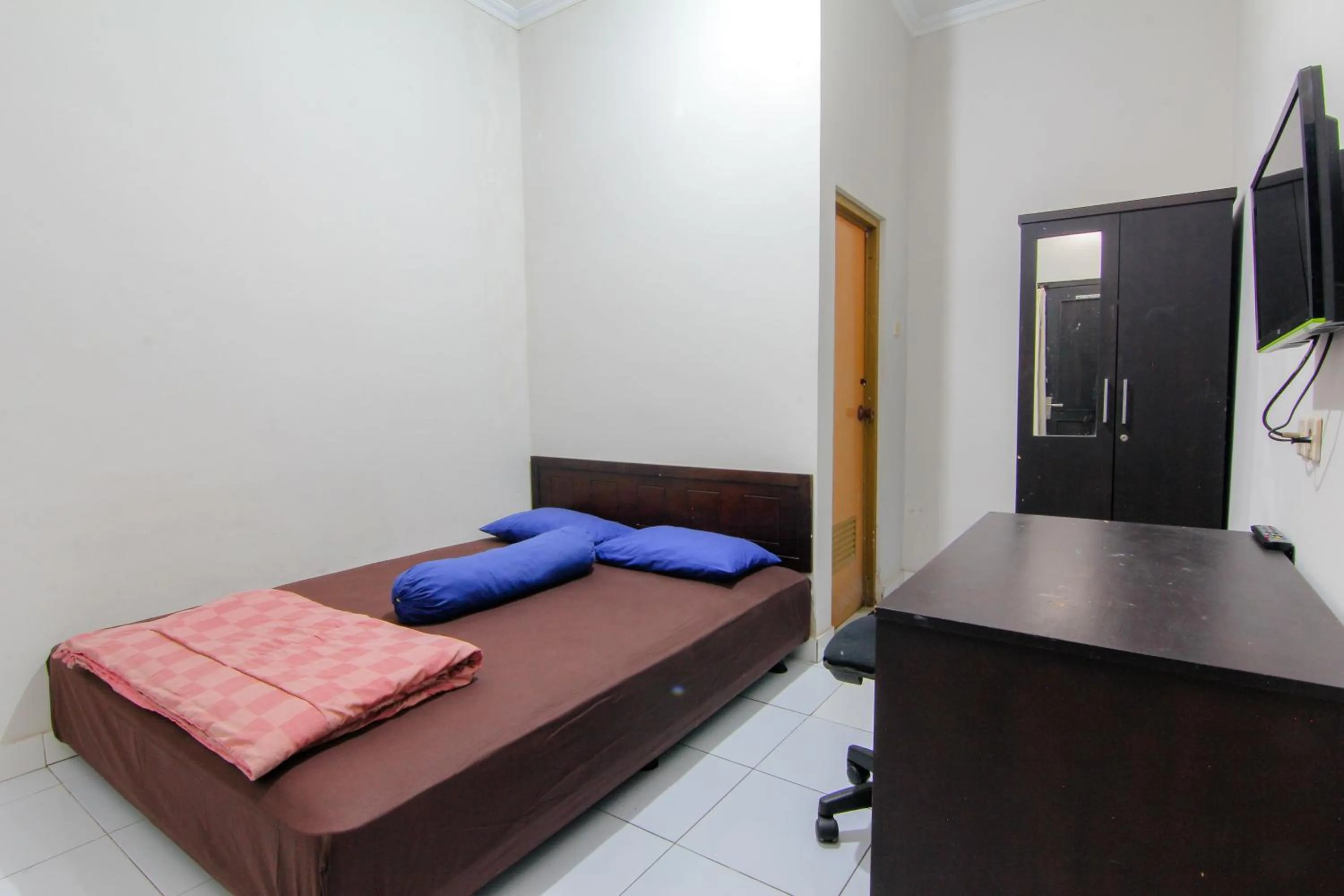 Bed in JJ House Wahid Hasyim