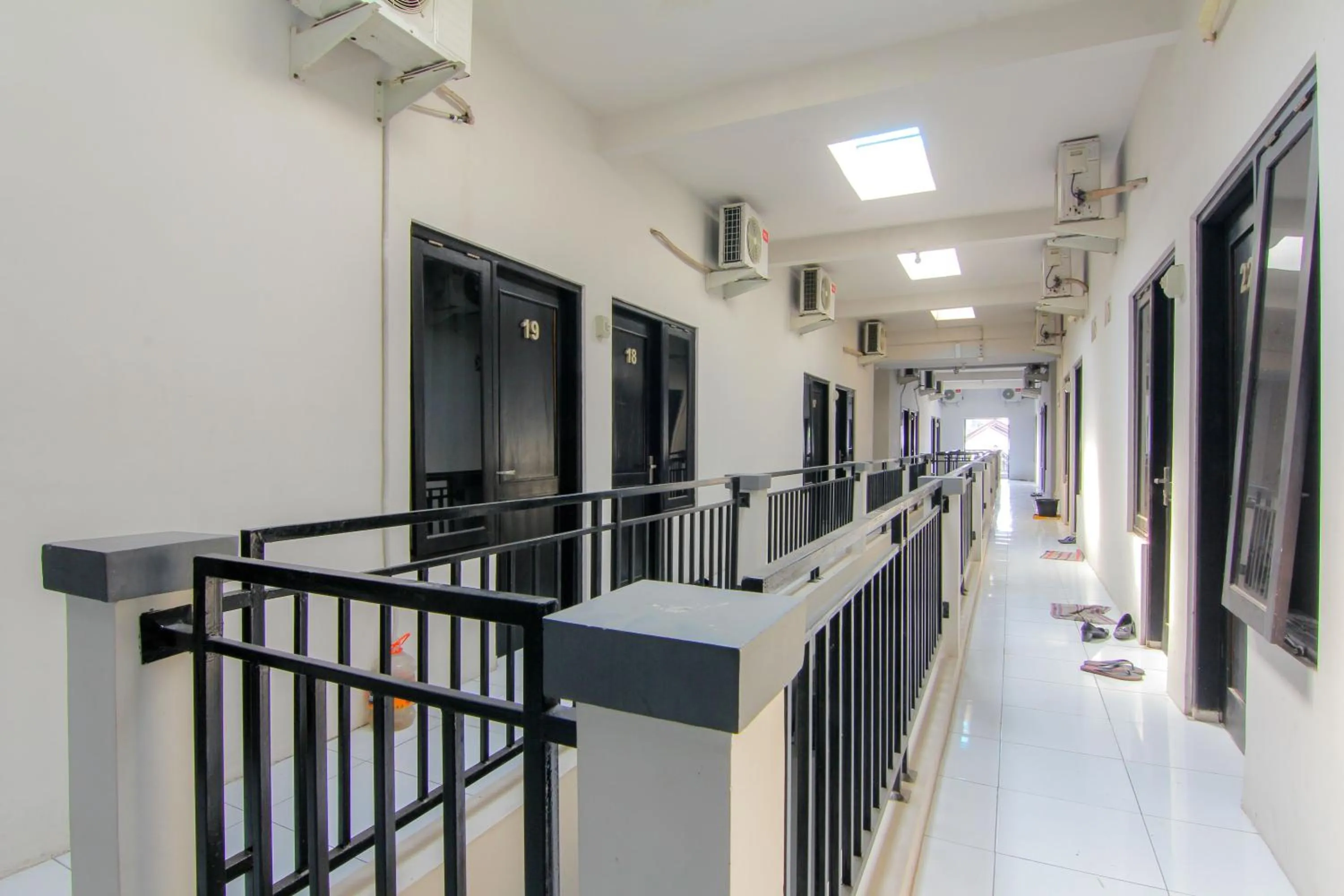Balcony/Terrace in JJ House Wahid Hasyim