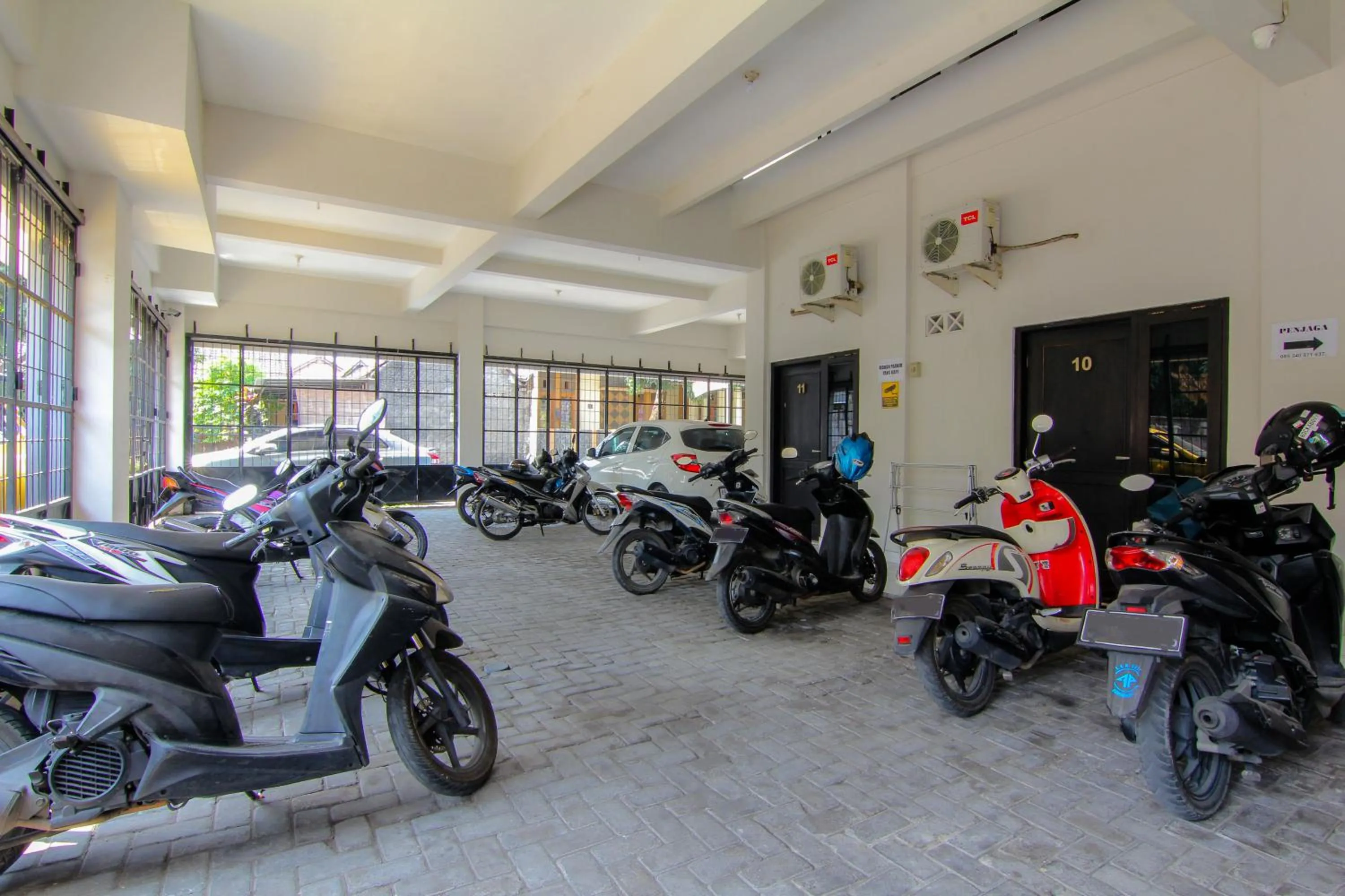 Facade/entrance in JJ House Wahid Hasyim