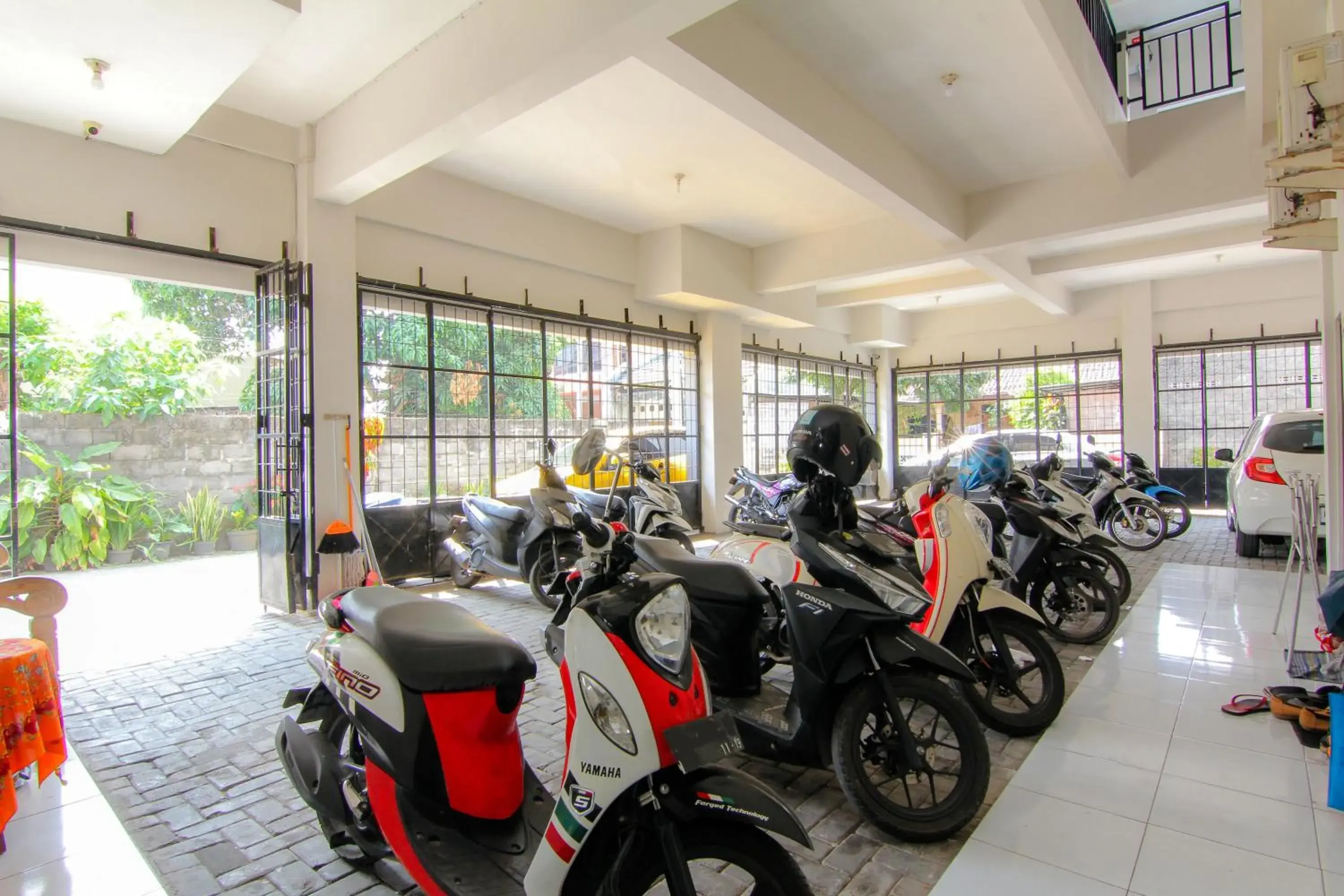 Lobby or reception in JJ House Wahid Hasyim Lobby or reception in JJ House Wahid Hasyim