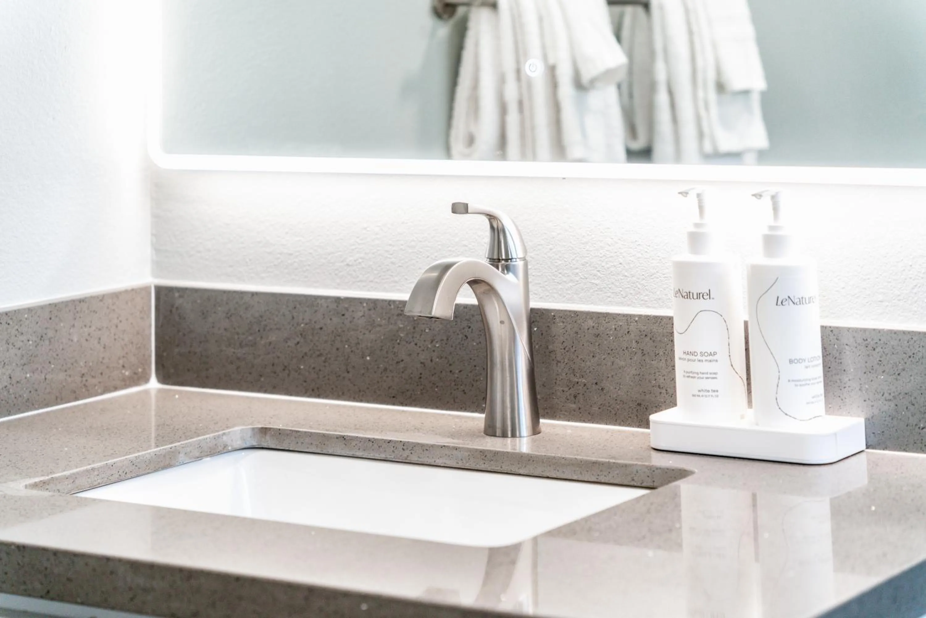 Bathroom in Pacific Inn and Suites