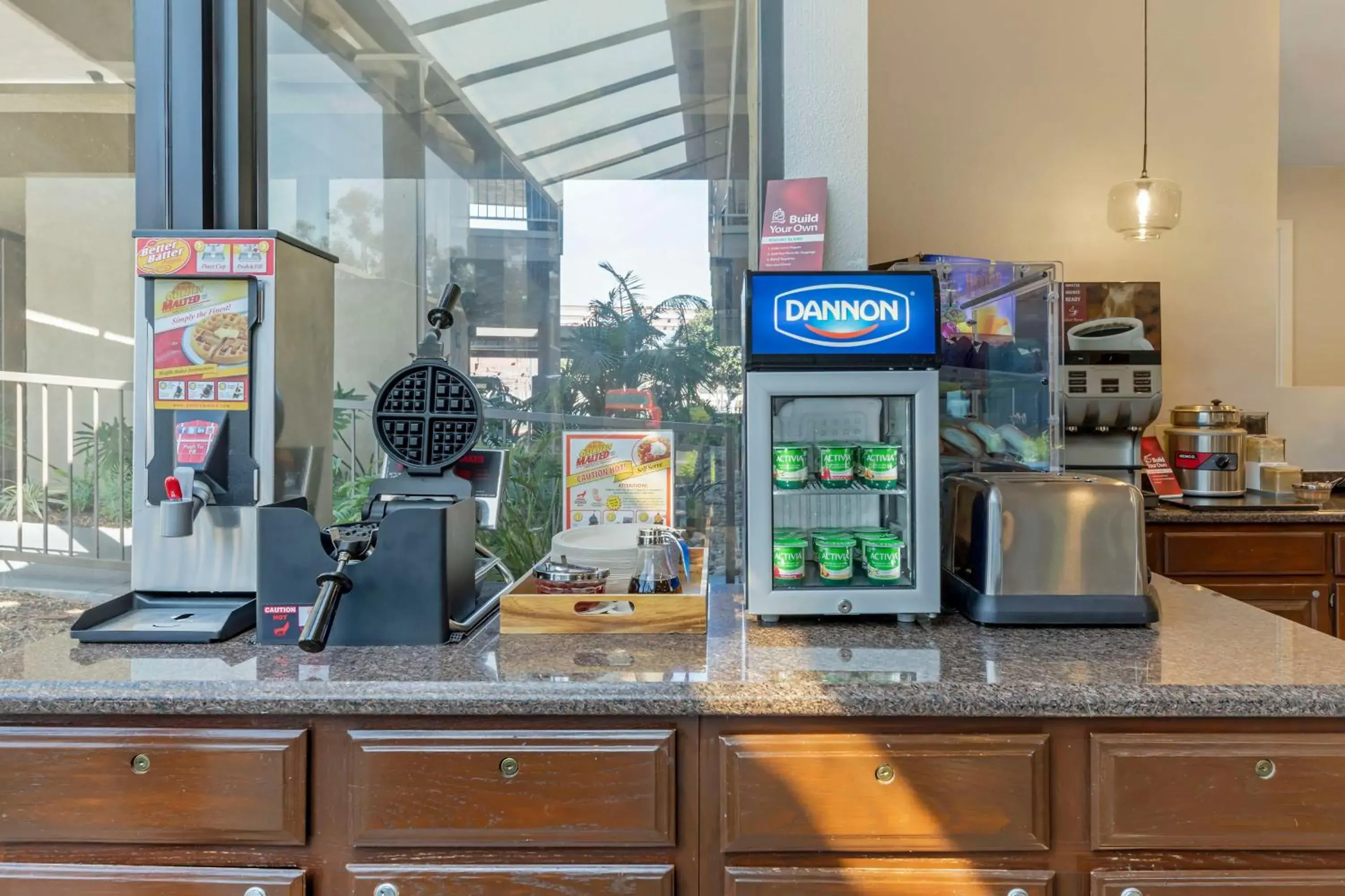 Breakfast in Best Western Plus Executive Inn Breakfast in Best Western Plus Executive Inn