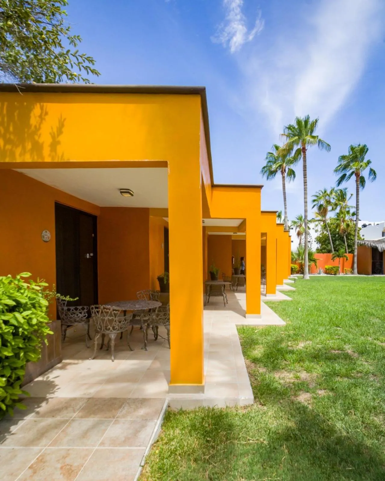 Property building in Hotel Playa Del Sol