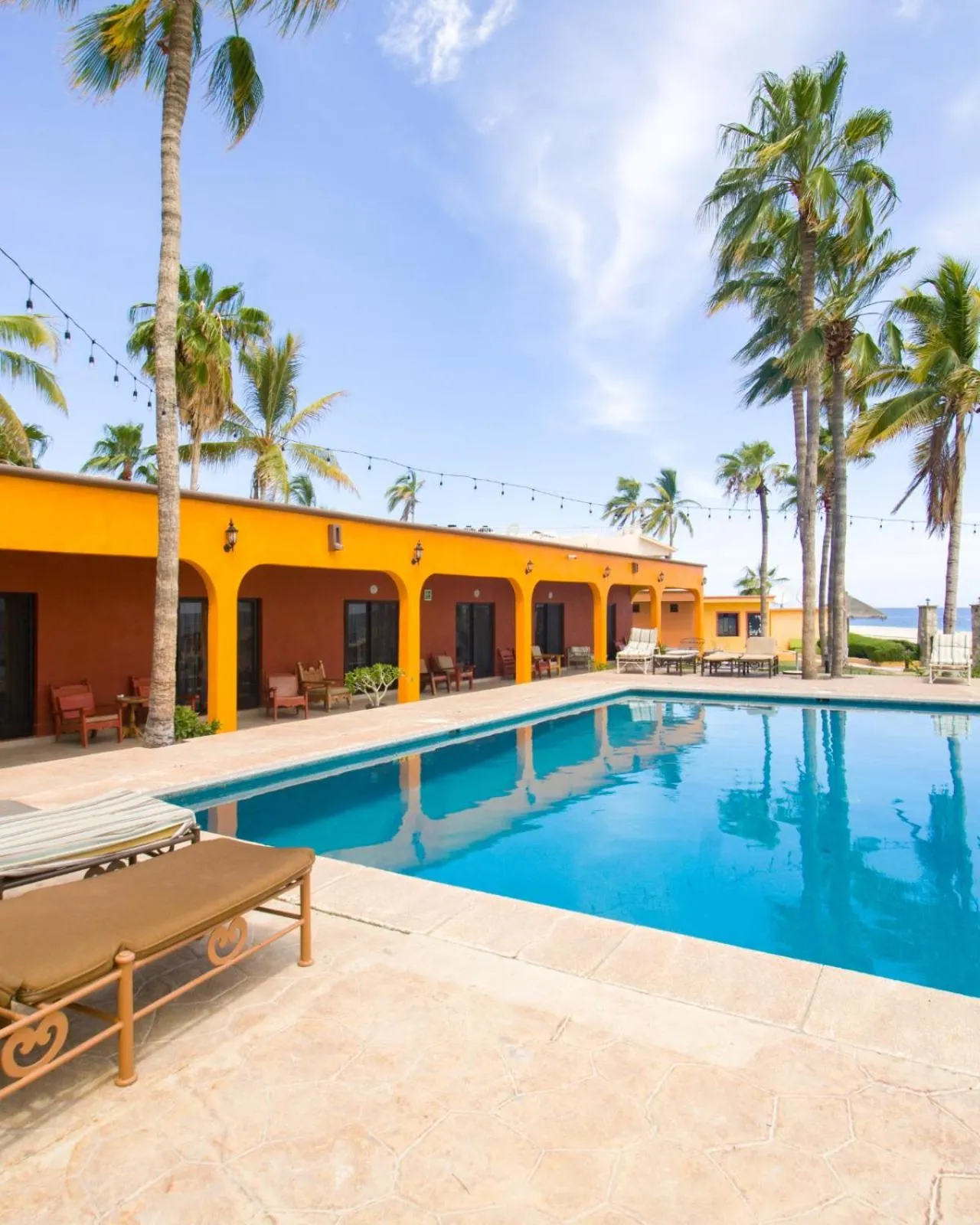 Pool view in Hotel Playa Del Sol