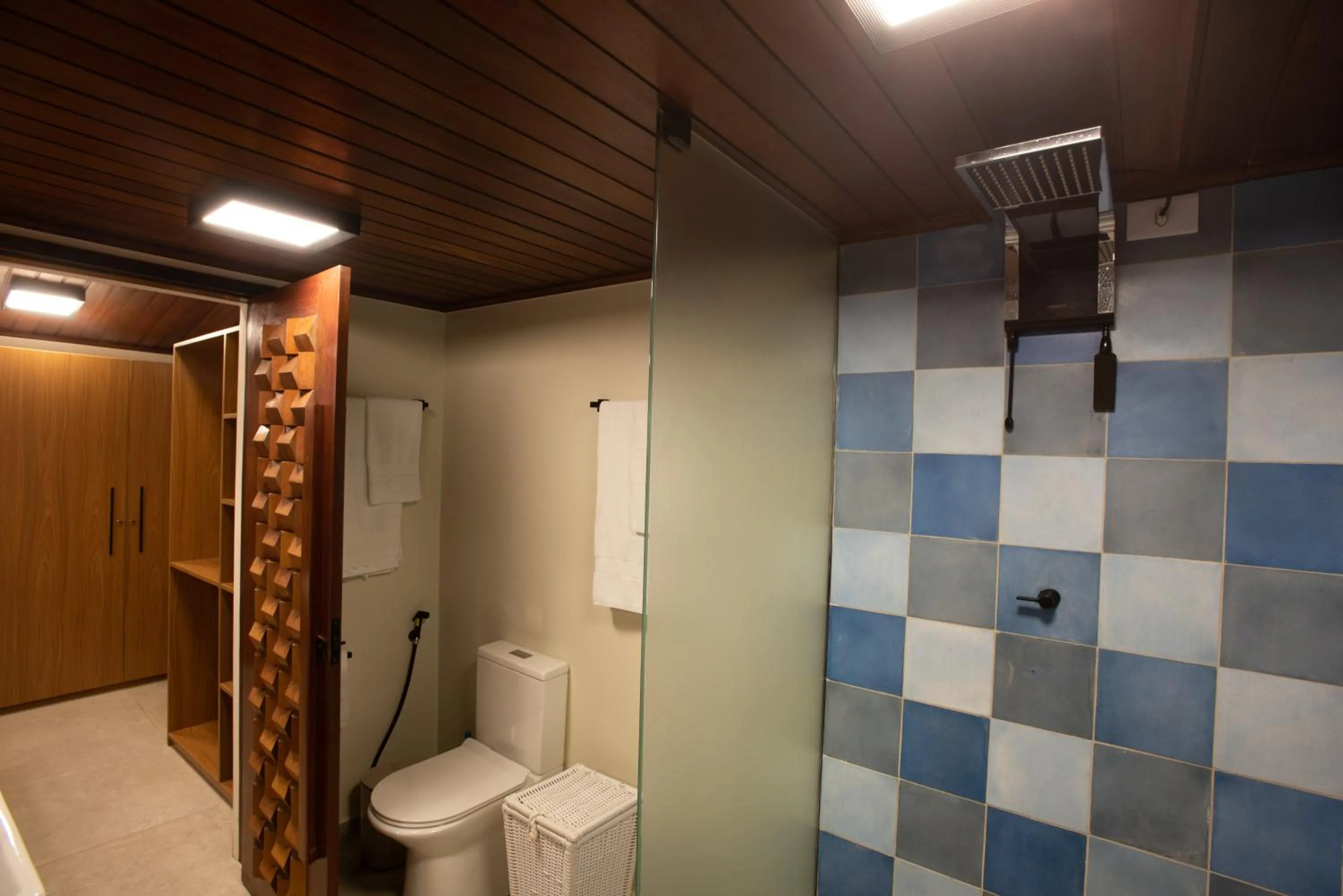 Bathroom in Pousada Naonda