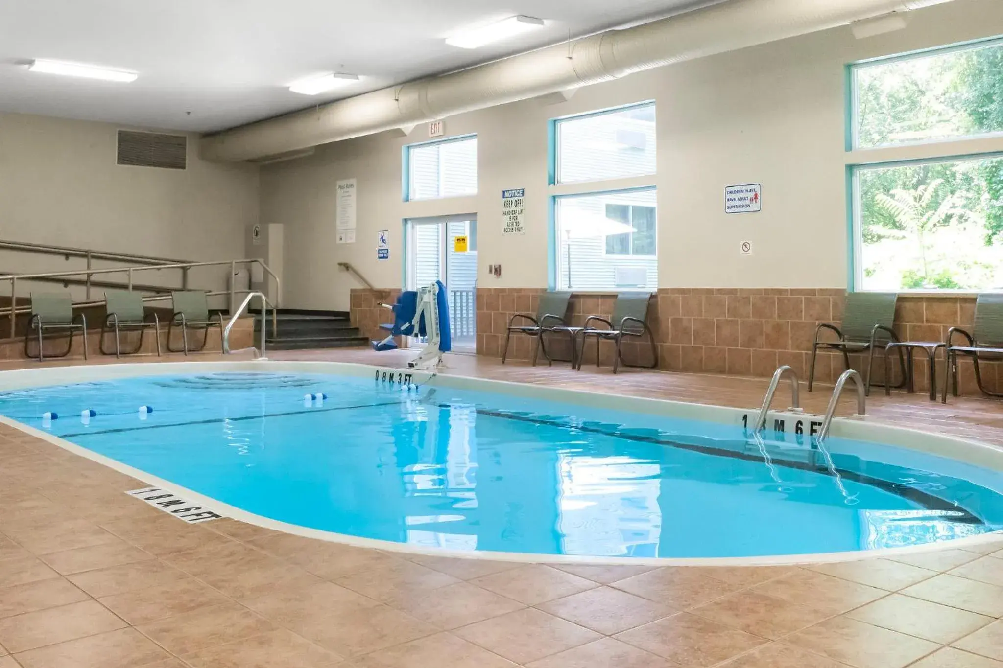 Swimming pool in Holiday Inn Express - Ludlow - Chicopee Area by IHG Swimming pool in Holiday Inn Express - Ludlow - Chicopee Area by IHG