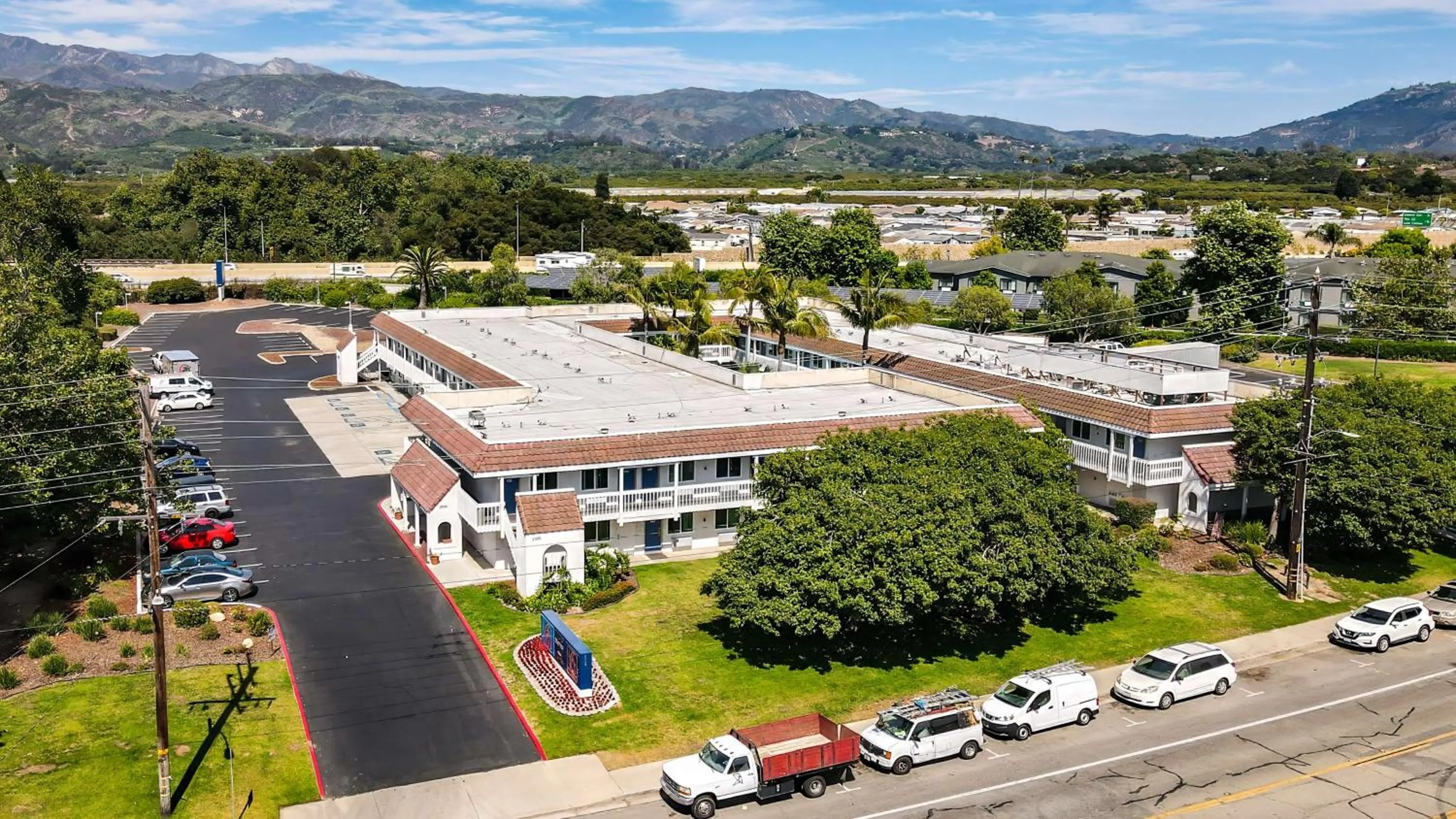 Property building in Motel 6-Carpinteria, CA - Santa Barbara - South