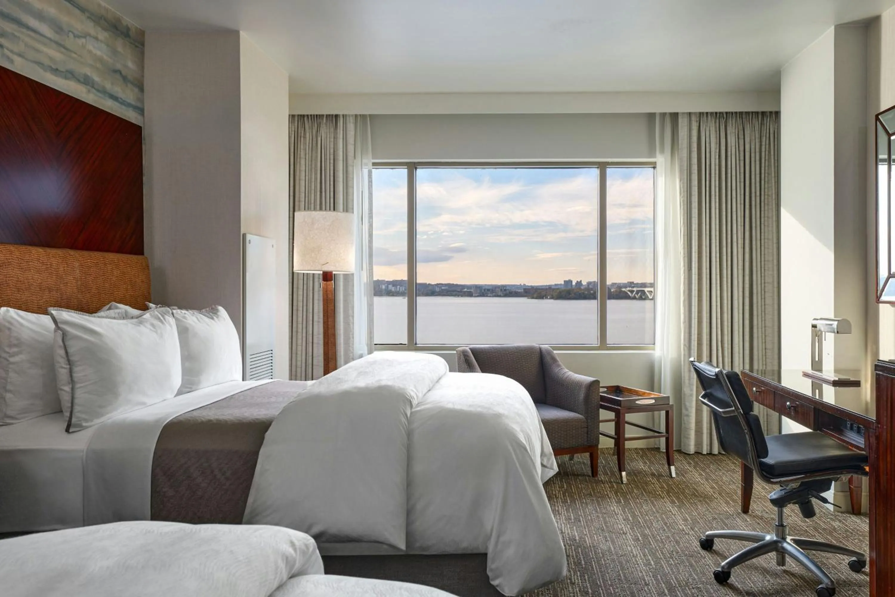 Photo of the whole room, Bed in The Westin Washington National Harbor