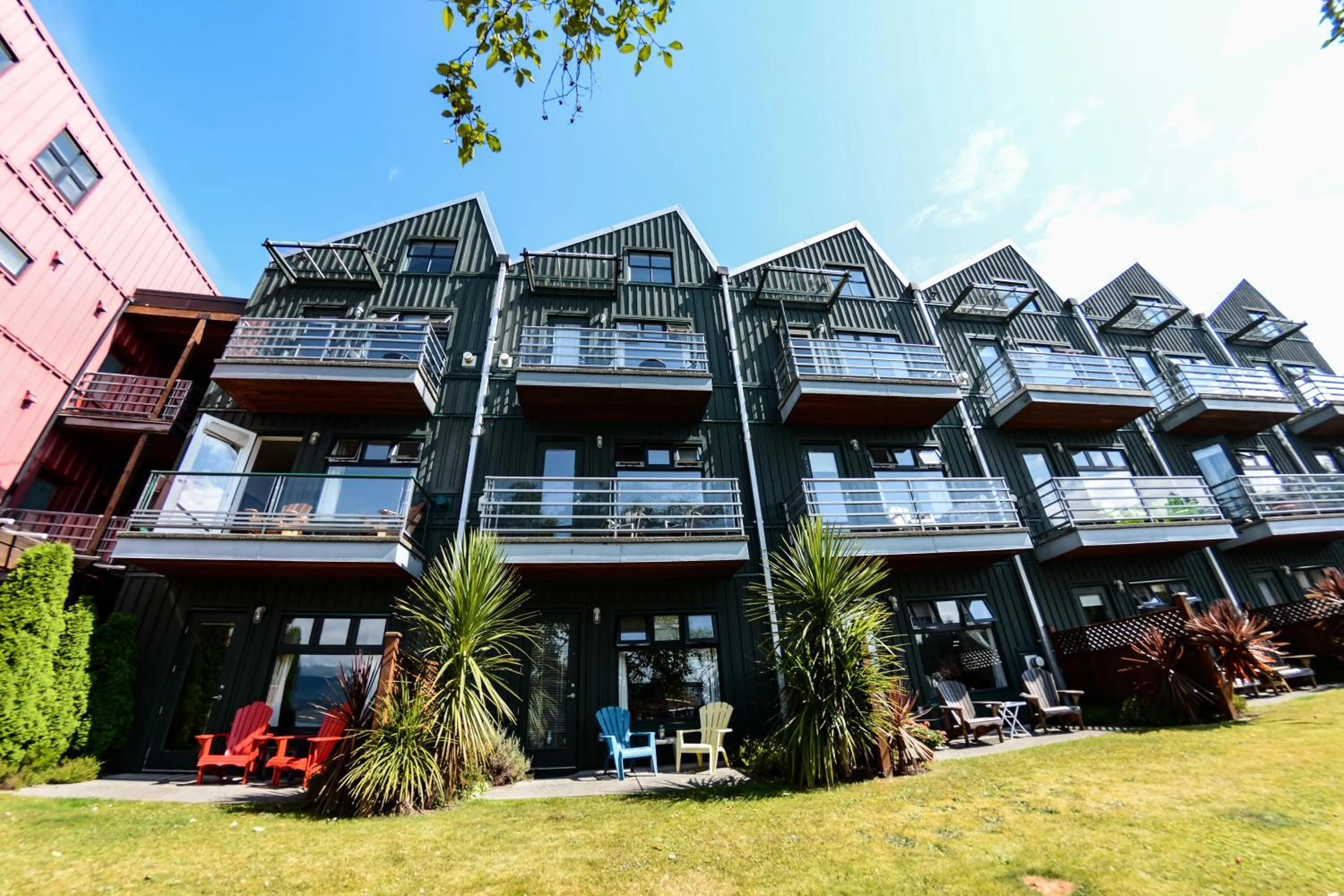 Patio in Island Village Properties at Fred Tibbs