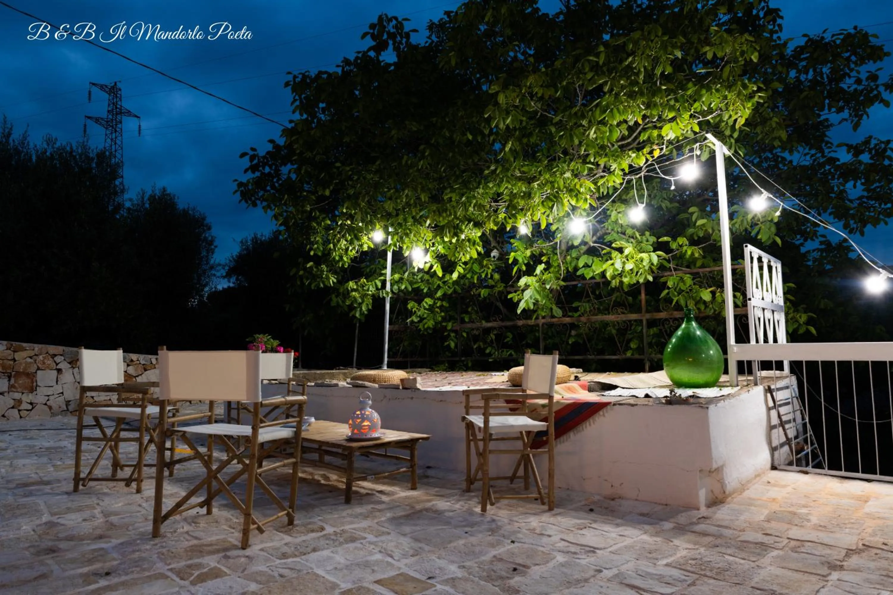 Garden in Il Mandorlo Poeta