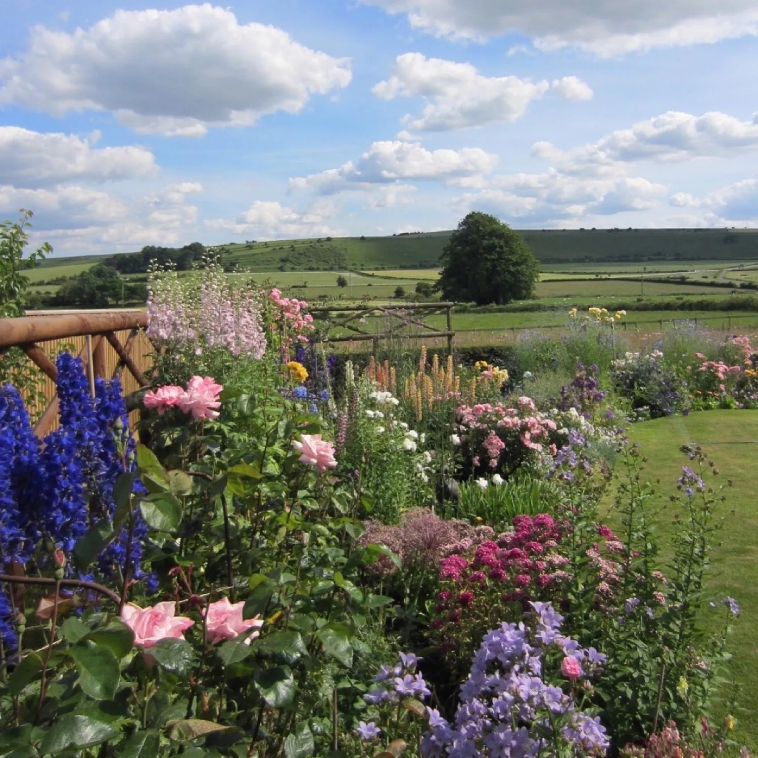 Garden view in Deverill End