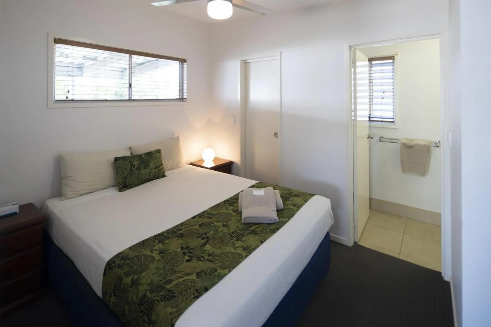 Bed in Ingenia Holidays Taigum