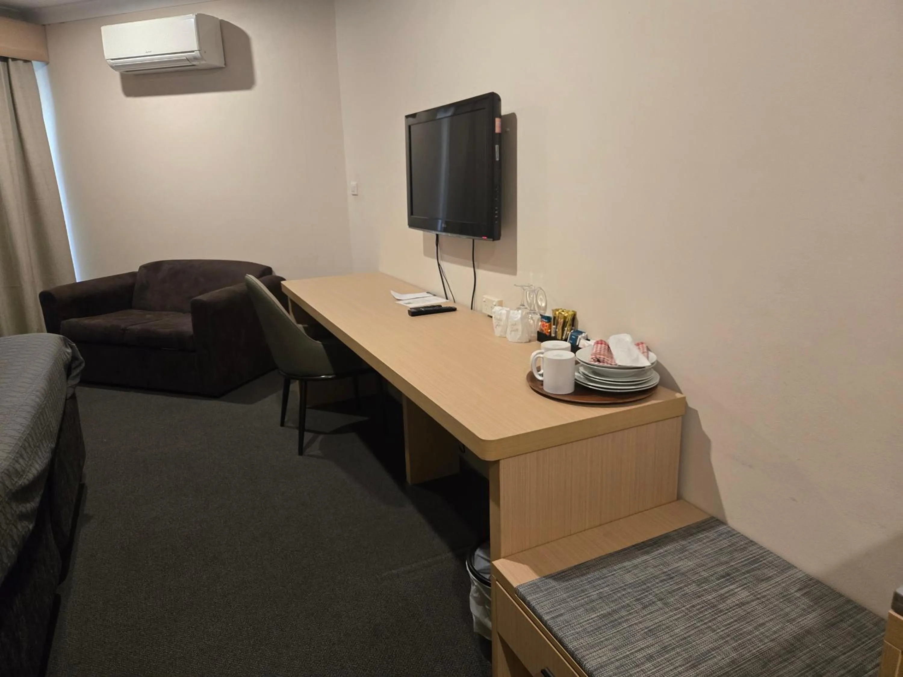 Charbonnier Motor Inn