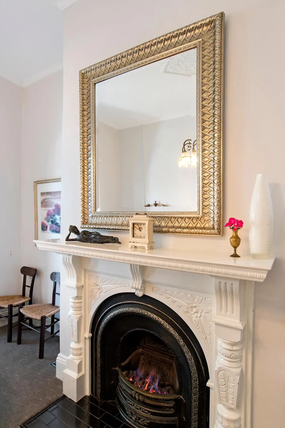 Decorative detail in Captains Retreat Apartments and Cottages