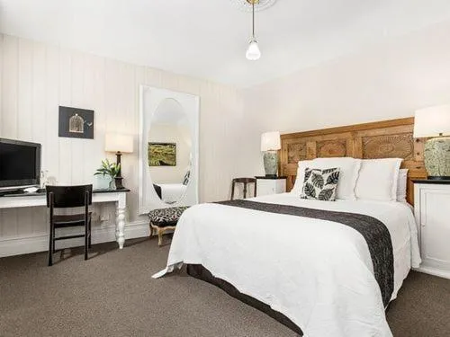 Bedroom, Bed in Captains Retreat Apartments and Cottages