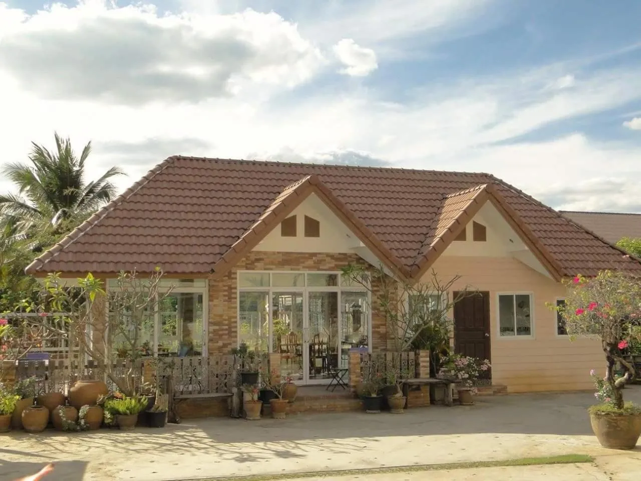 Klang Muang River Home