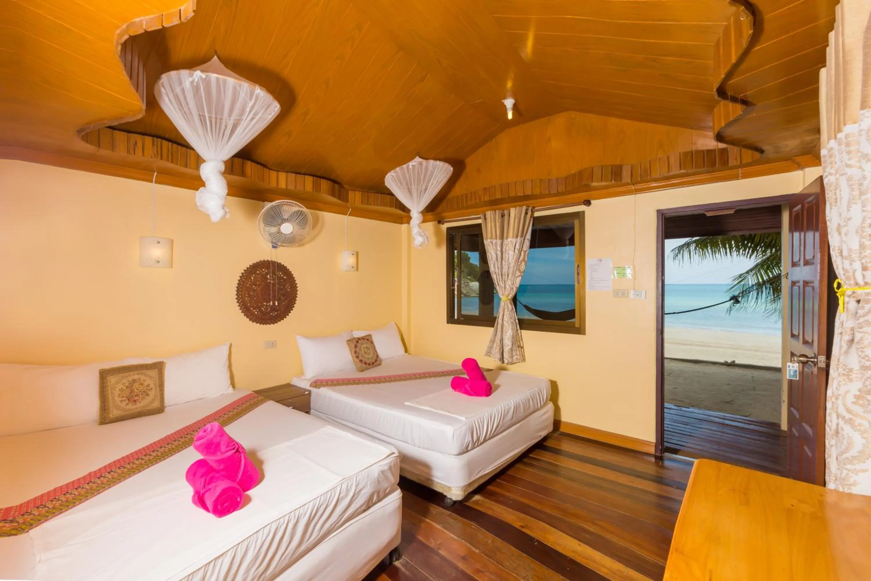 Decorative detail in Bottle Beach 1 Resort