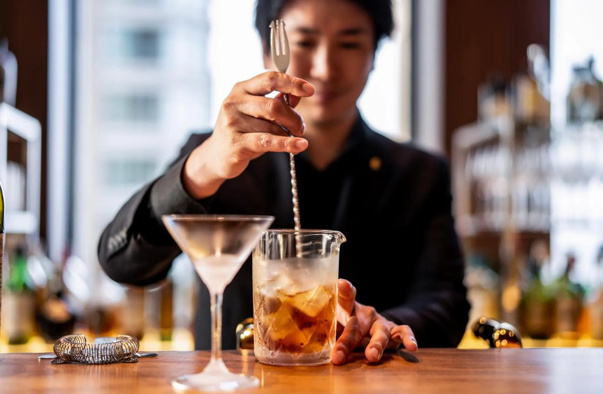 Lounge or bar in InterContinental Hotel Osaka by IHG