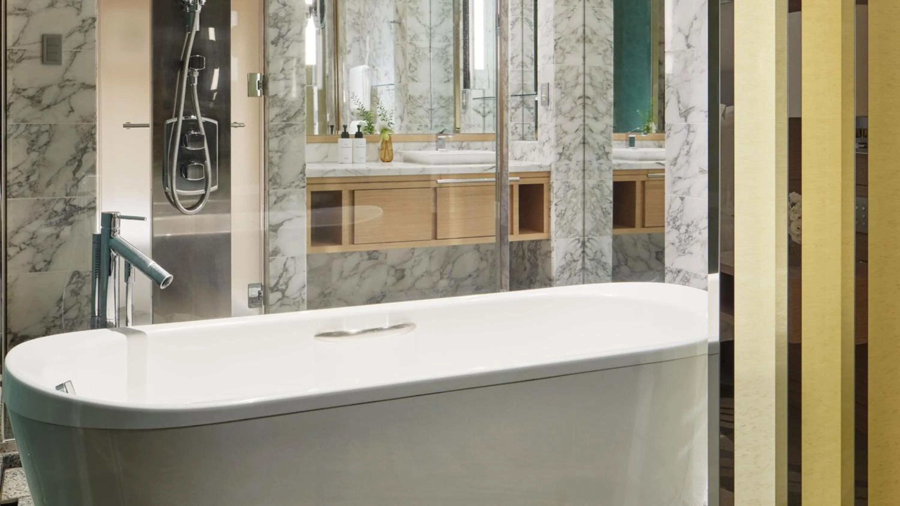 Photo of the whole room in InterContinental Hotel Osaka by IHG