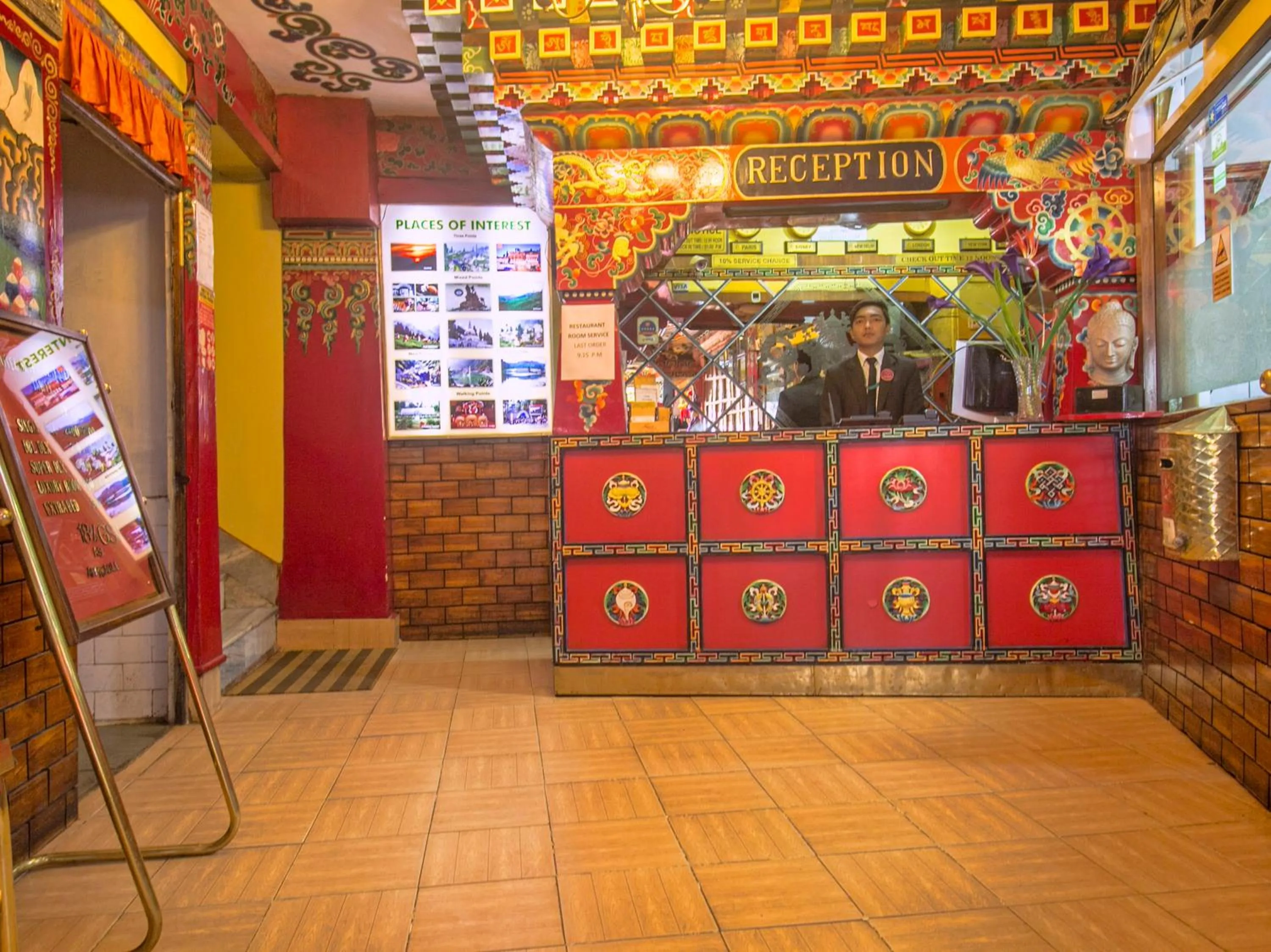 Lobby or reception in hotel Seven Seventeen