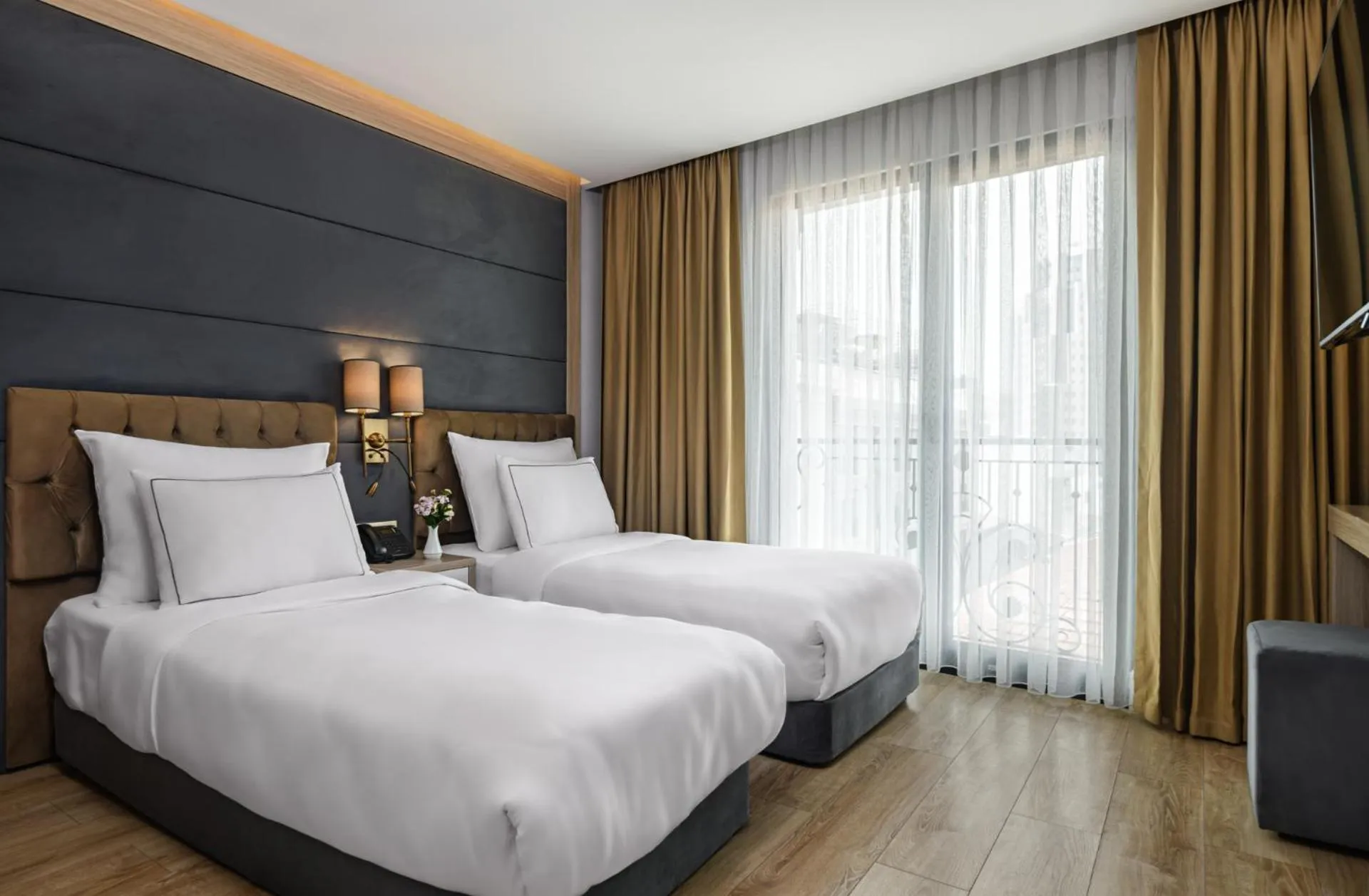 Bed in Gleam Bomonti Hotel