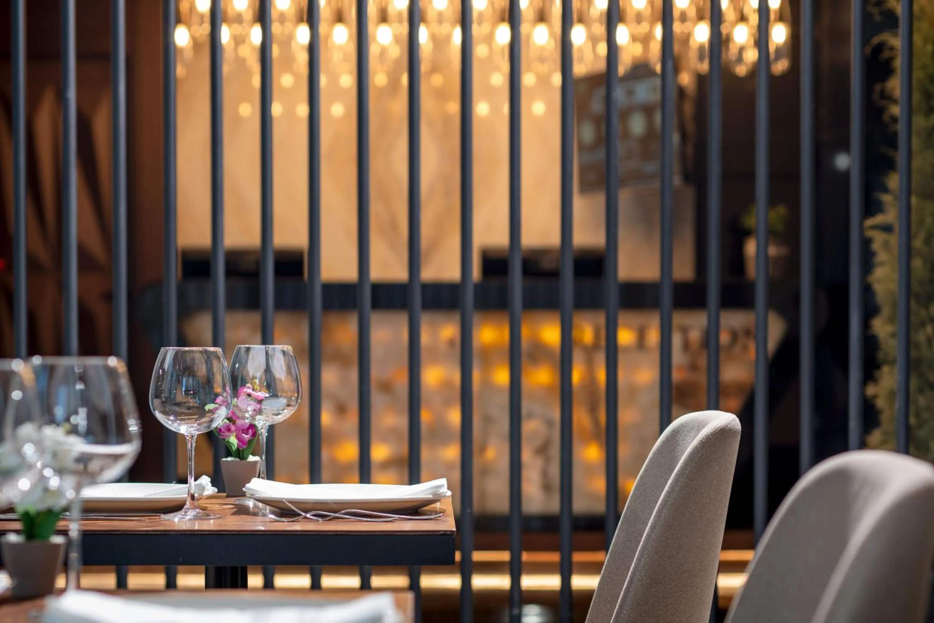 Restaurant/places to eat in Gleam Bomonti Hotel